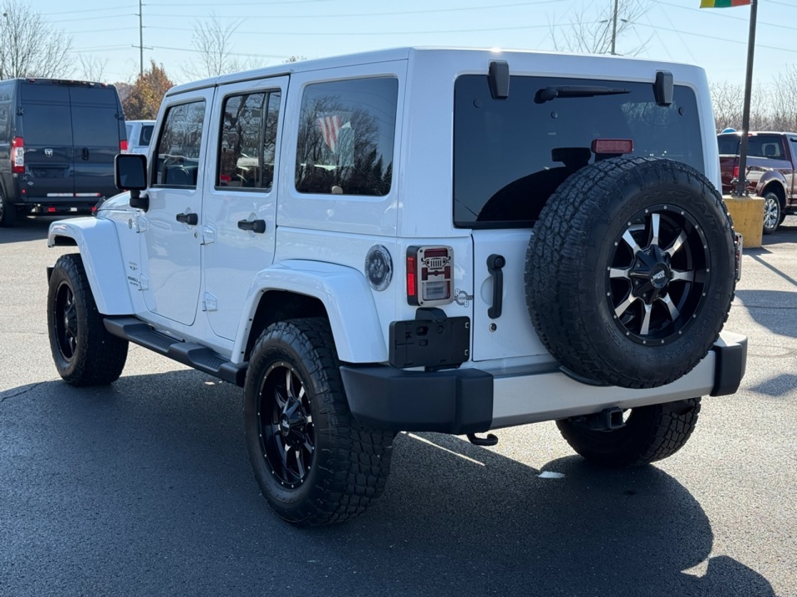 2017 Jeep Wrangler Unlimited Sahara 4x4, 38708, Photo