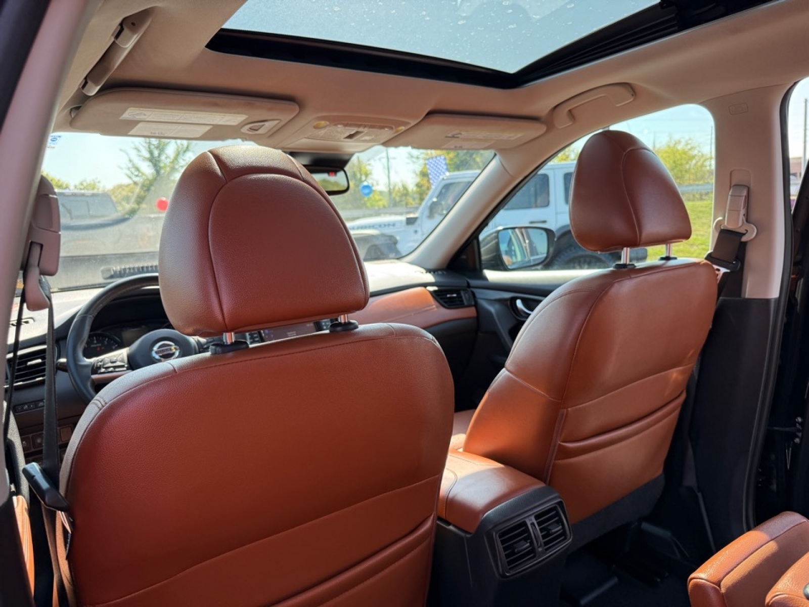 2017 Nissan Rogue SL photo 18