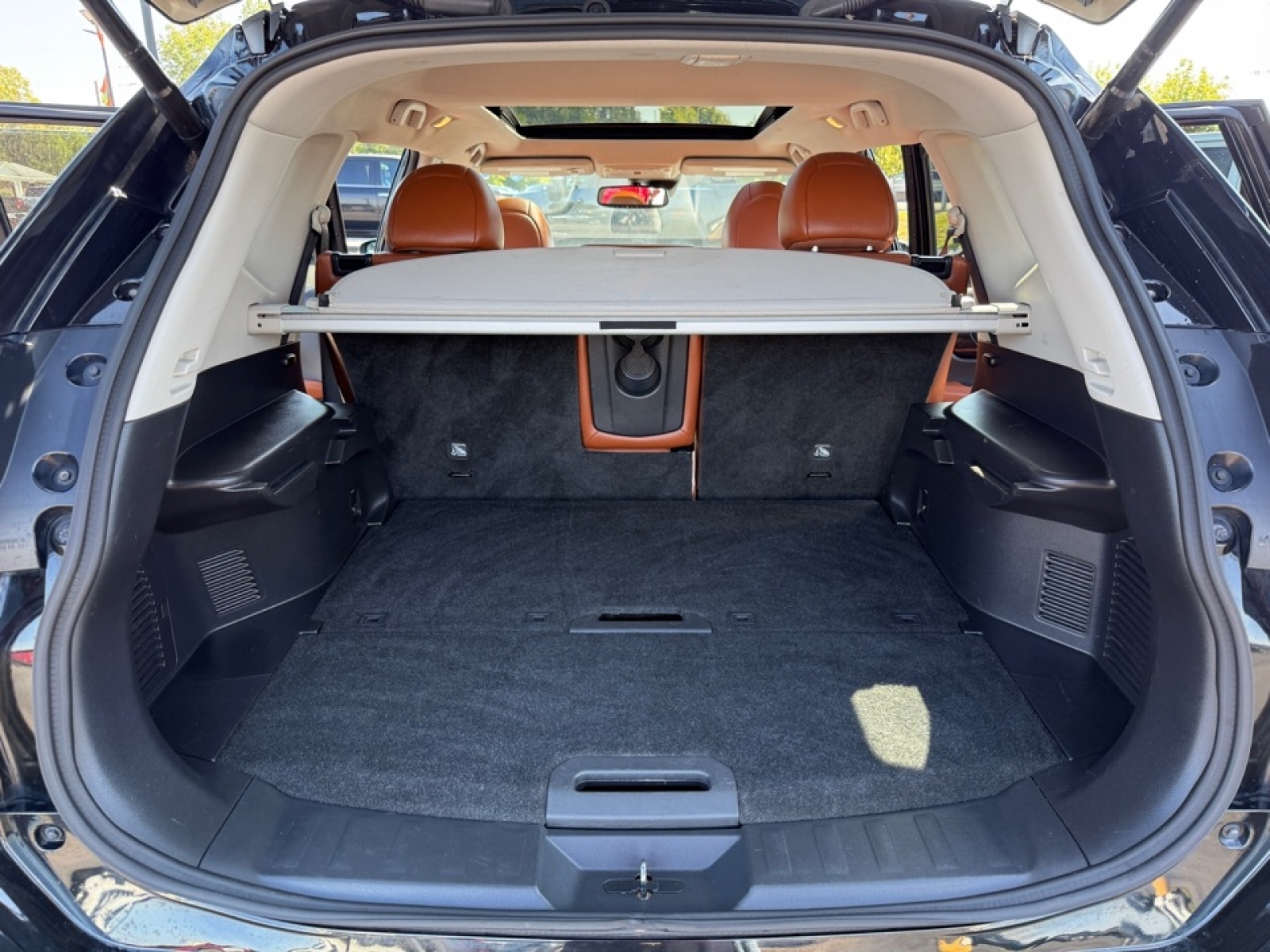 2017 Nissan Rogue SL photo 19