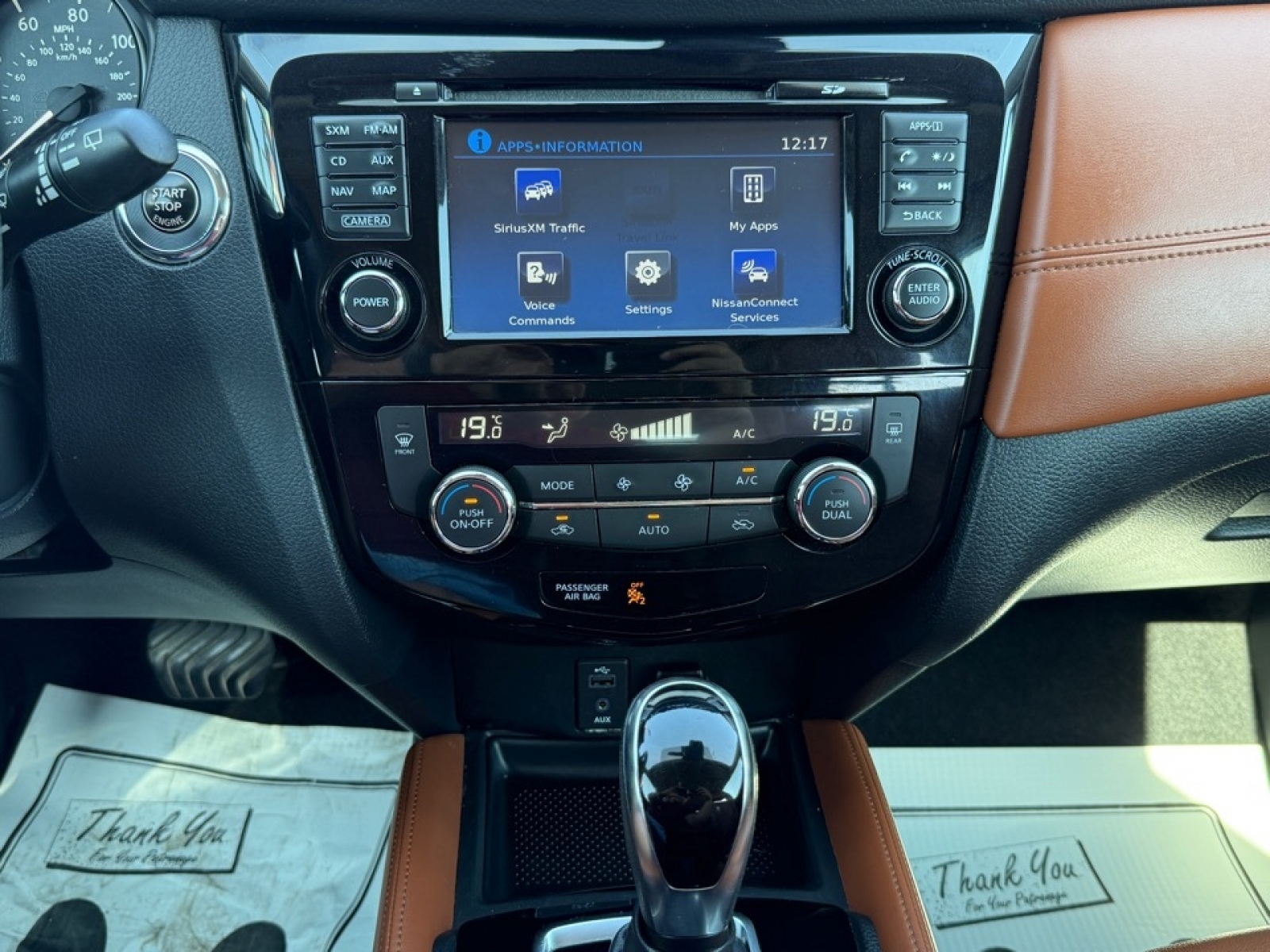 2017 Nissan Rogue SL photo 26