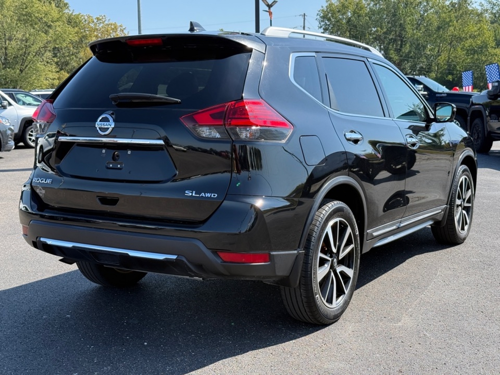 2017 Nissan Rogue SL photo 8