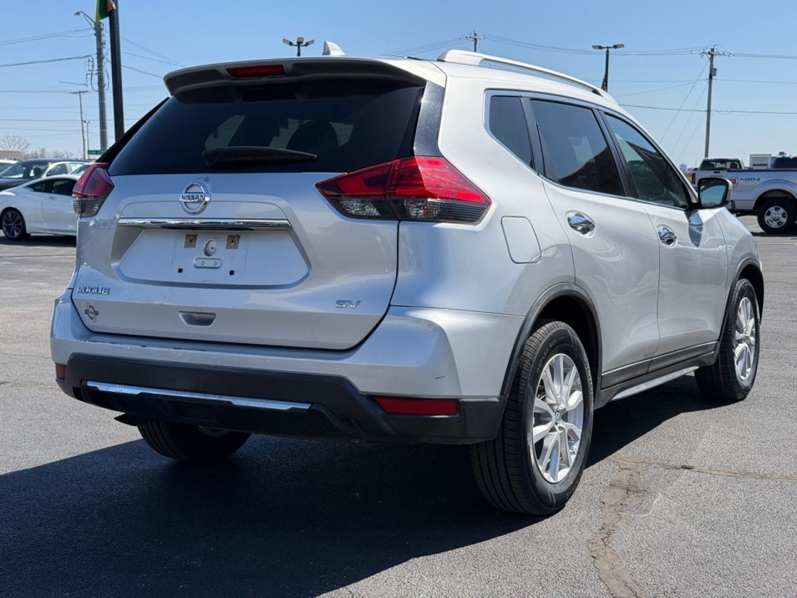 2017 Nissan Rogue SV, 39440, Photo