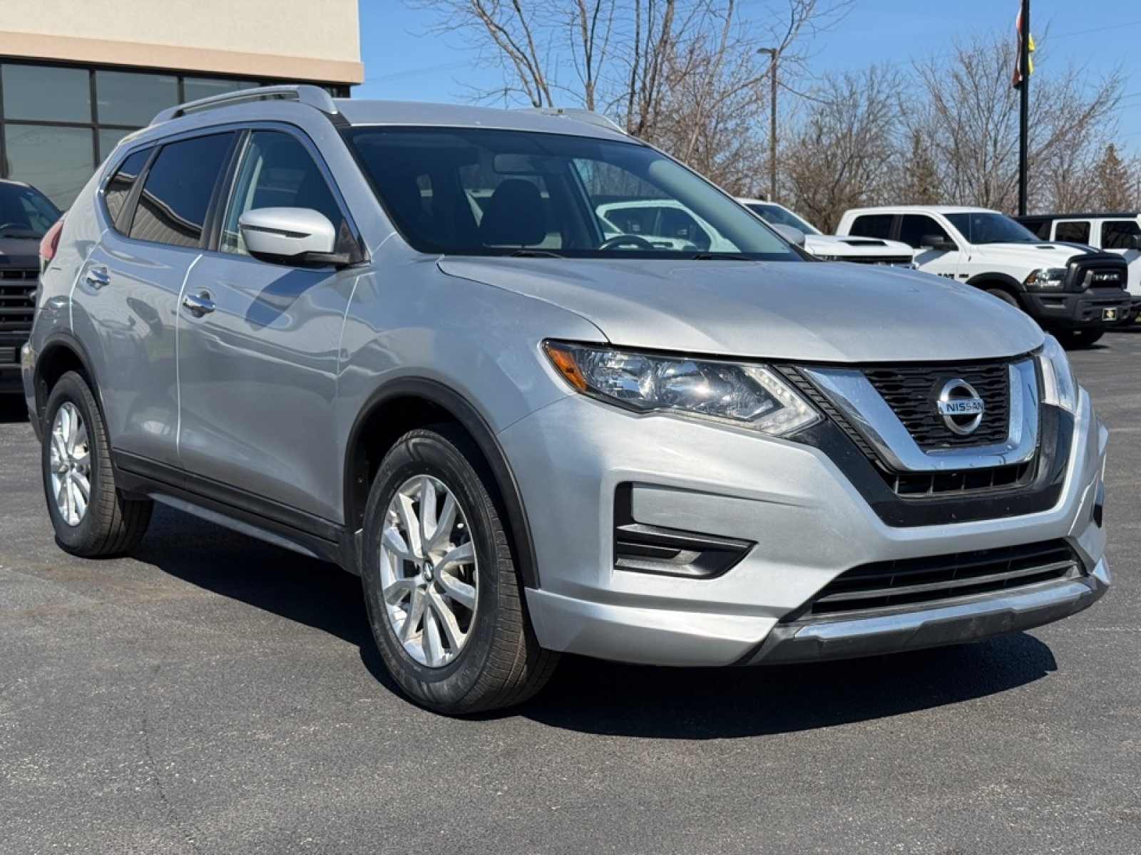 2017 Nissan Rogue SV, 39440, Photo