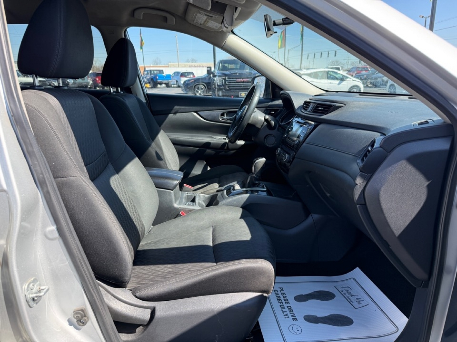 2017 Nissan Rogue SV, 39440, Photo