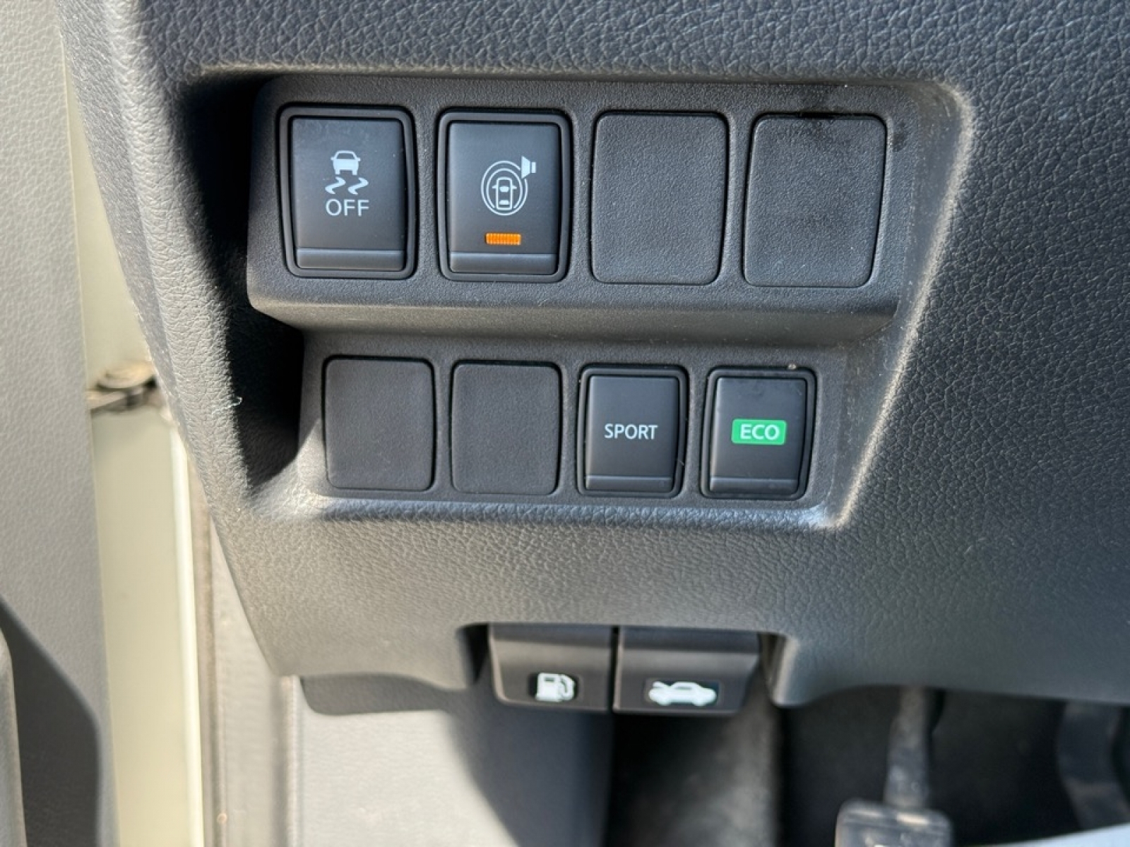 2017 Nissan Rogue SV, 39440, Photo