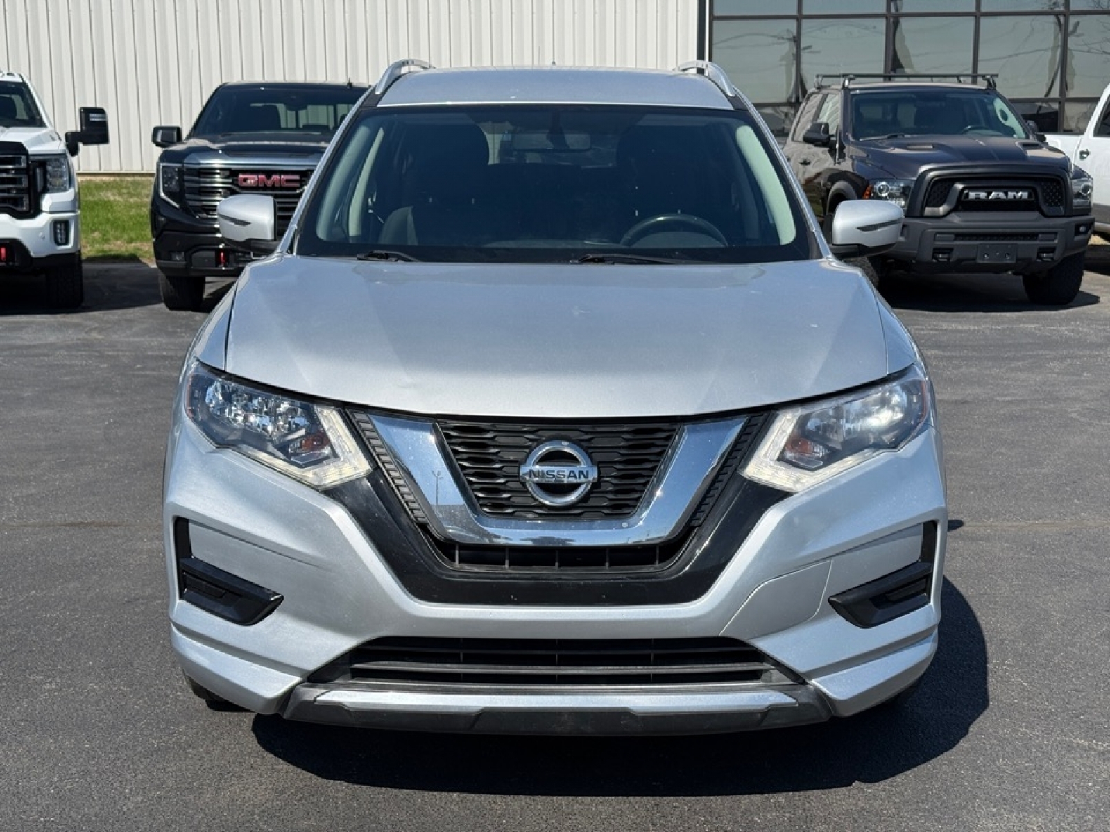 2017 Nissan Rogue SV, 39440, Photo
