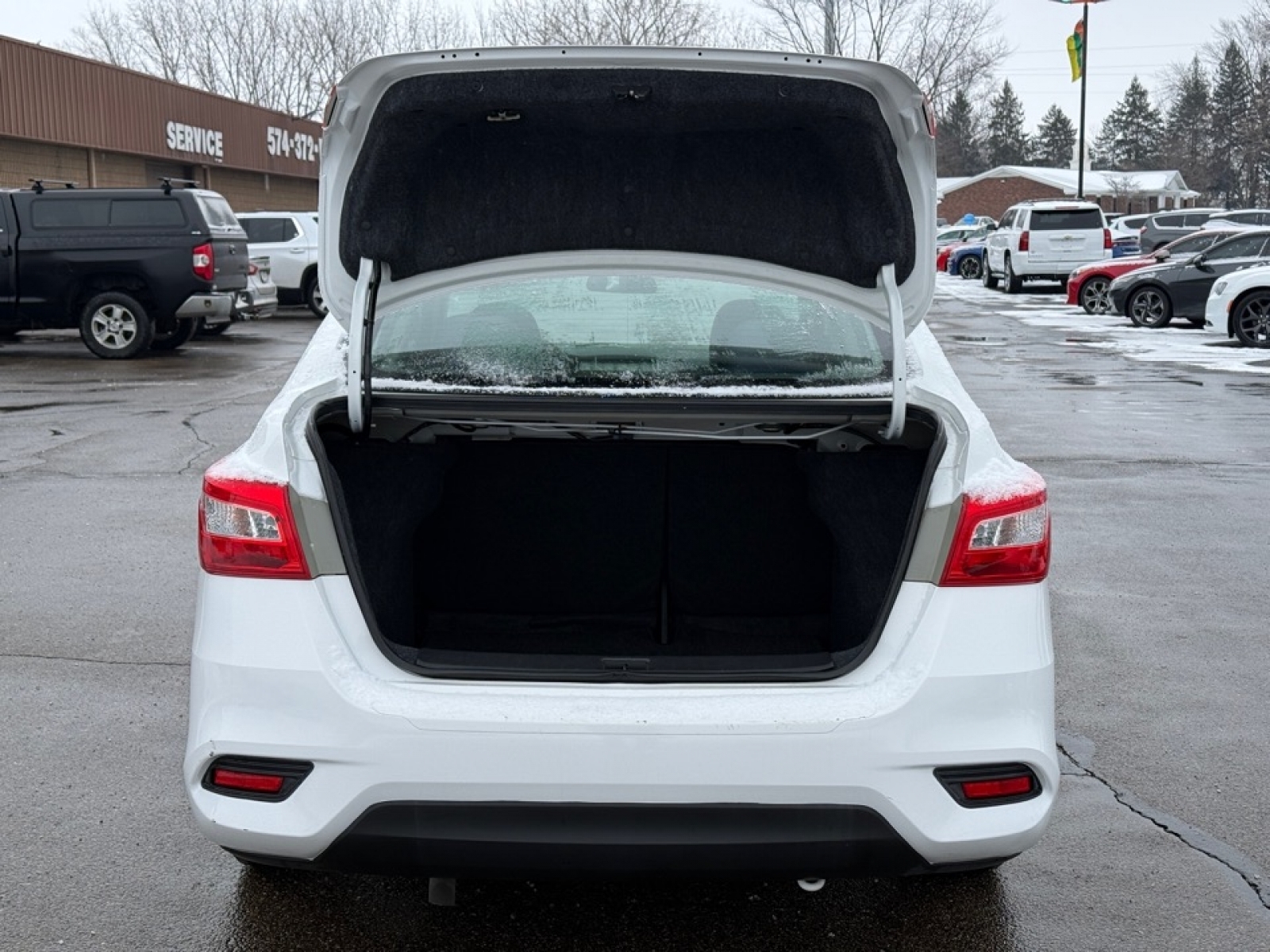 2017 Nissan Sentra SV, 39356, Photo