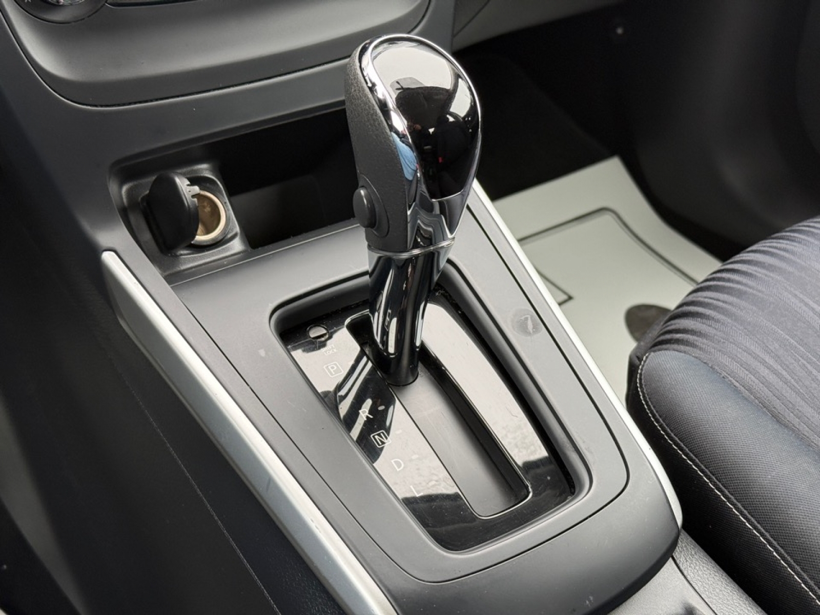 2017 Nissan Sentra SV, 39356, Photo