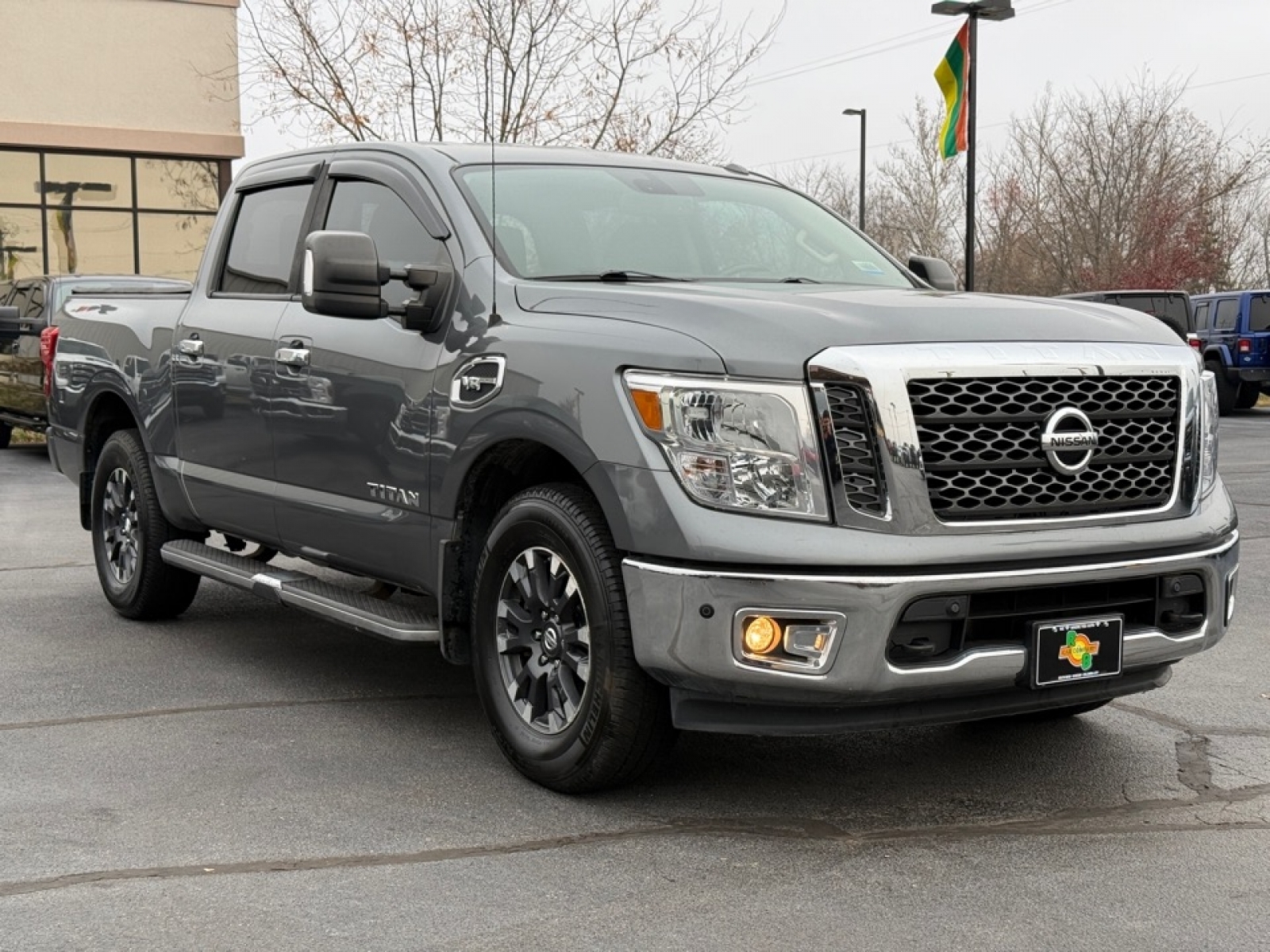 2017 Nissan TITAN SV, 38825, Photo