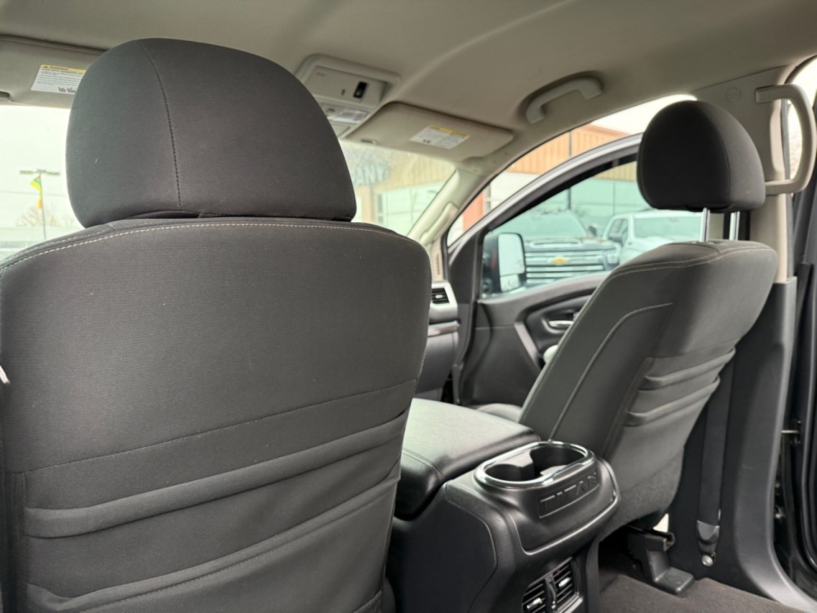 2017 Nissan TITAN SV, 38825, Photo