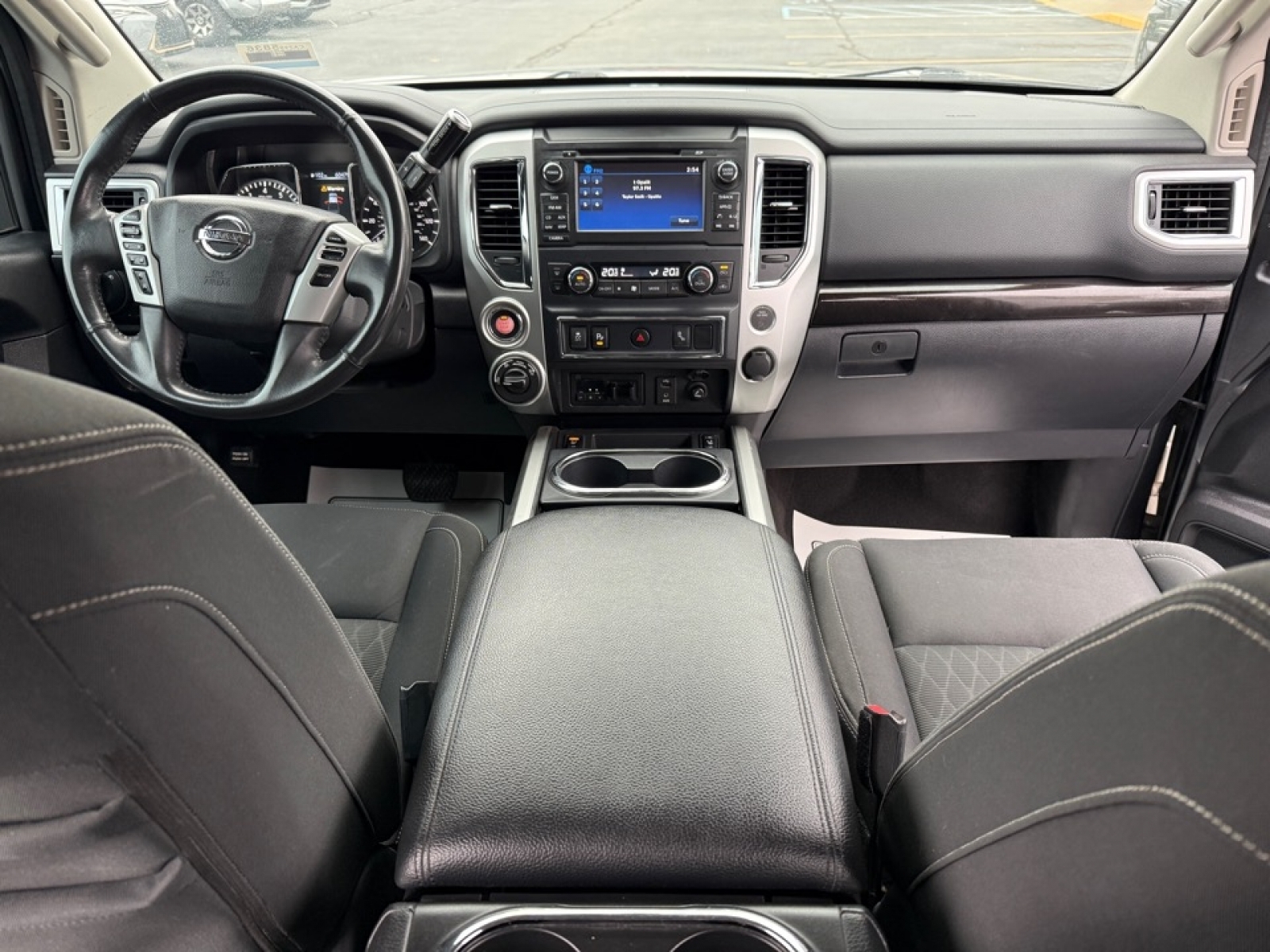 2017 Nissan TITAN SV, 38825, Photo