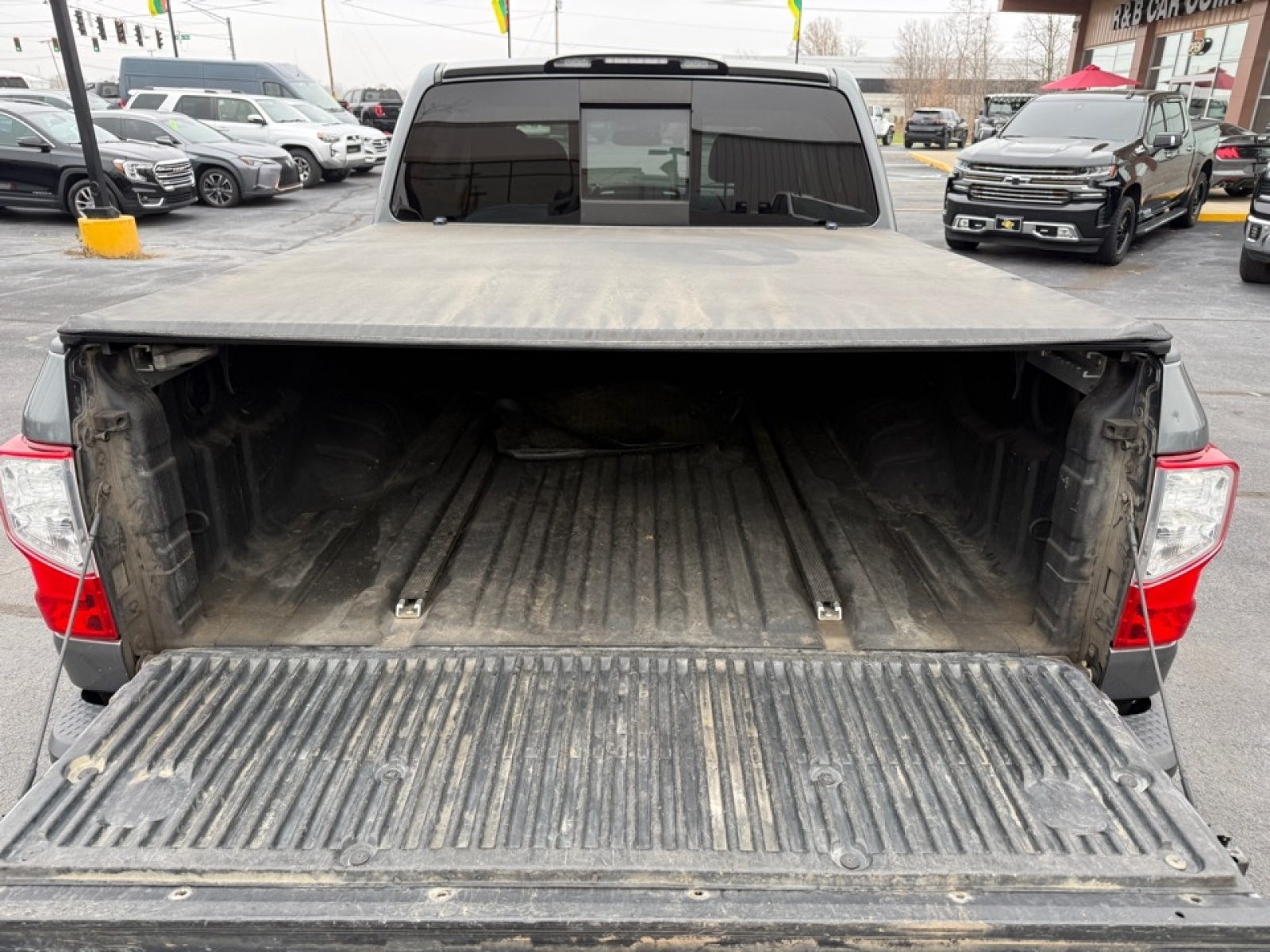 2017 Nissan TITAN SV, 38825, Photo