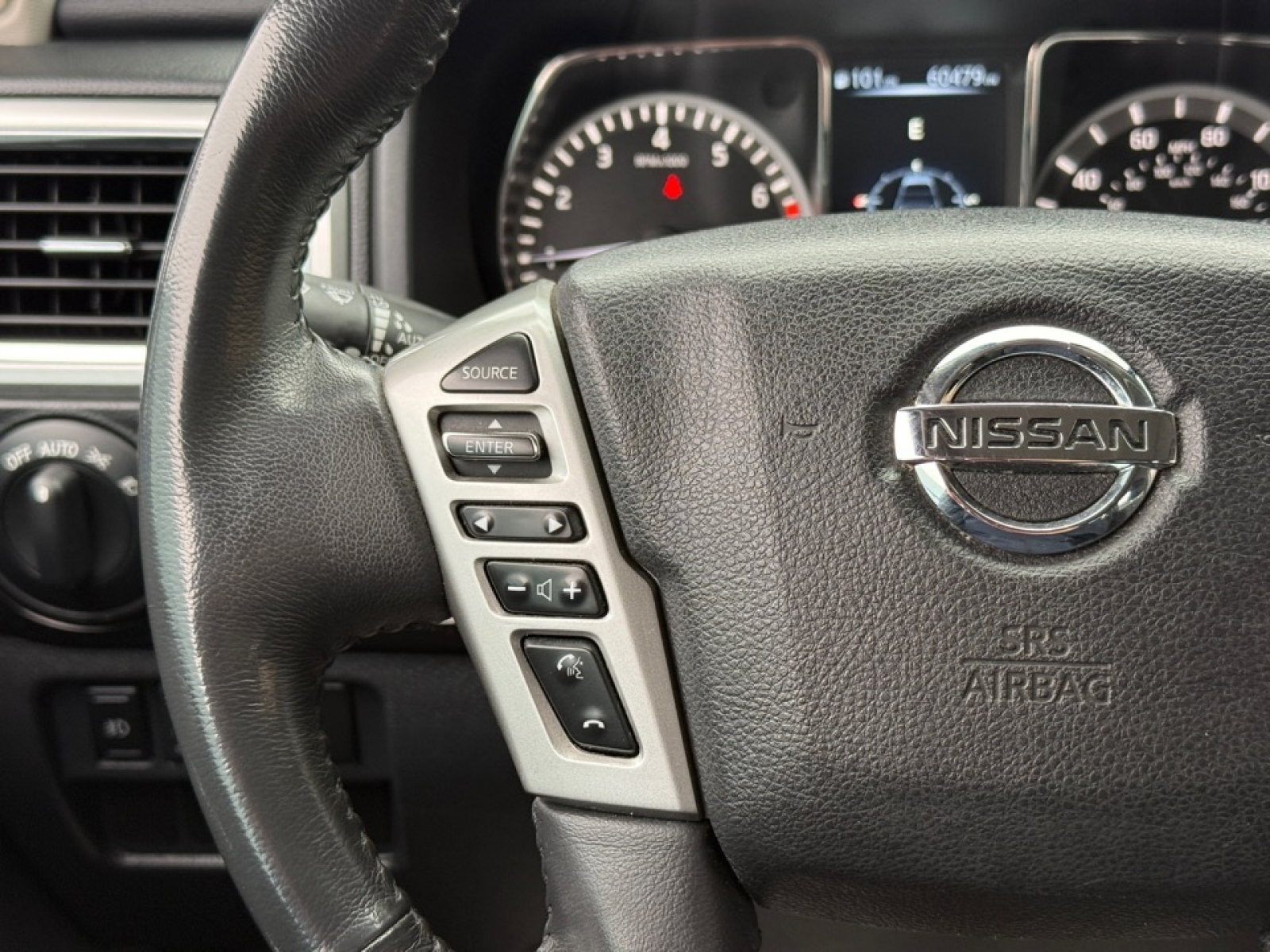 2017 Nissan TITAN SV, 38825, Photo