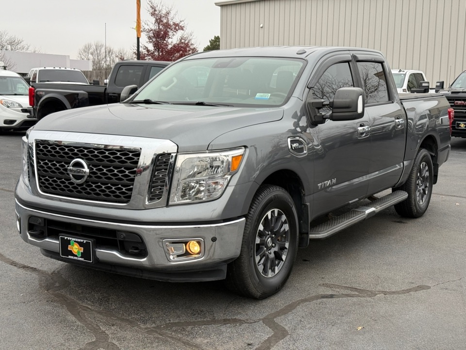 2017 Nissan TITAN SV, 38825, Photo