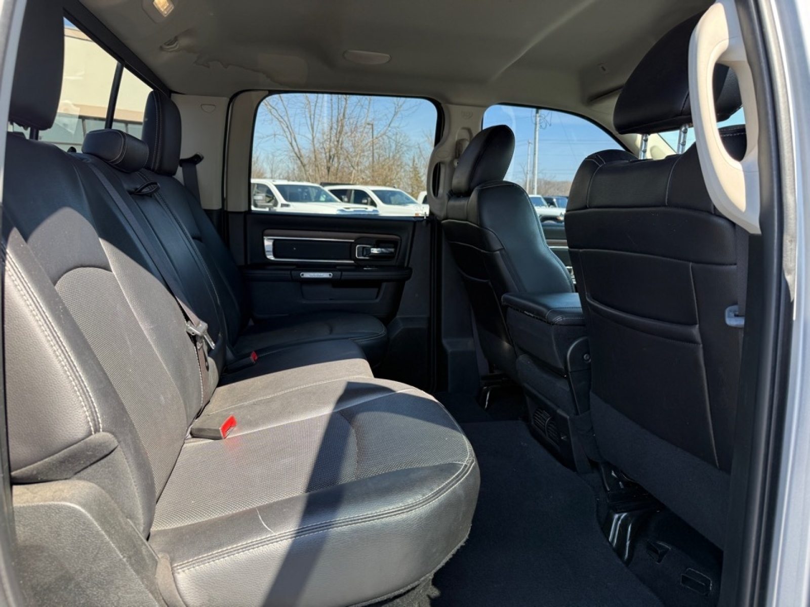 2017 Ram 1500 Laramie Crew Cab 4x4 5'7