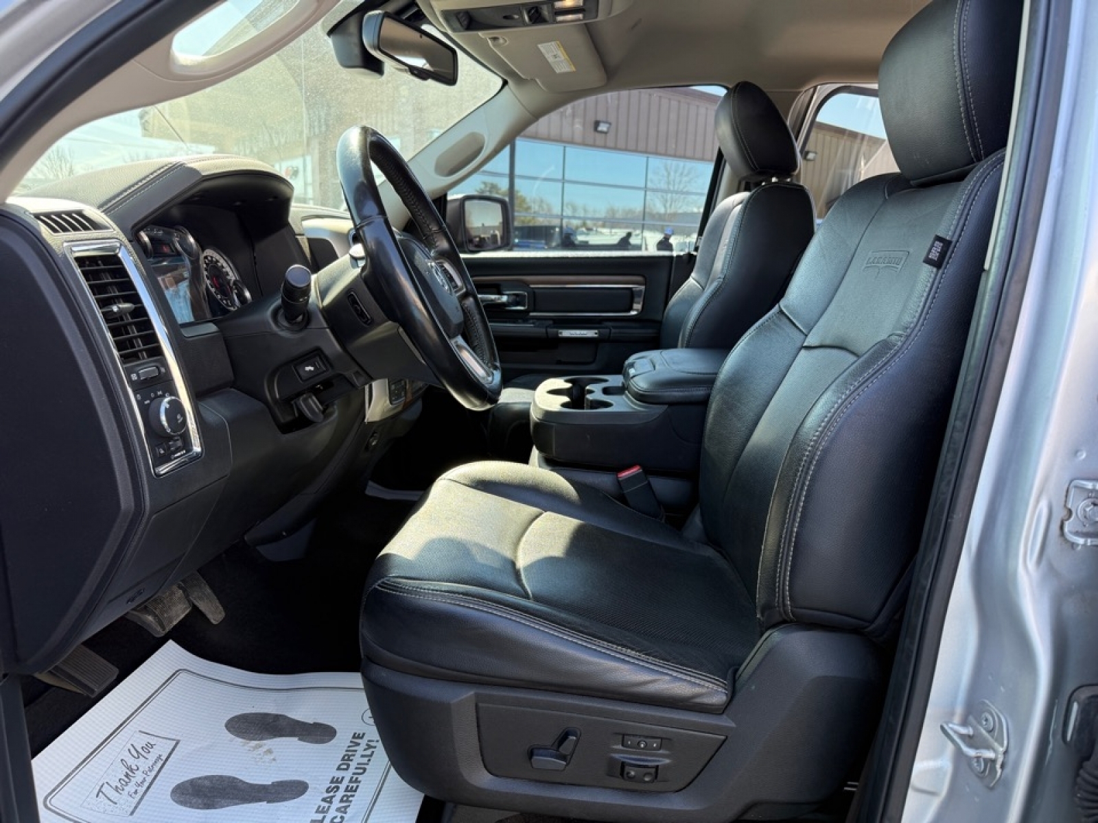 2017 Ram 1500 Laramie Crew Cab 4x4 5'7