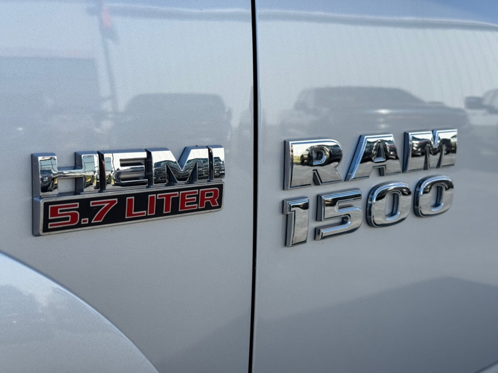 2017 Ram 1500 Laramie Crew Cab 4x4 5'7