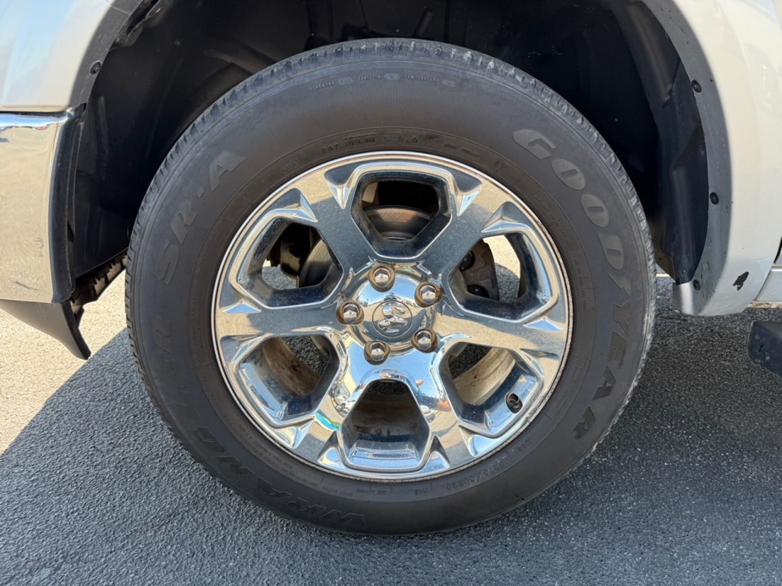 2017 Ram 1500 Laramie Crew Cab 4x4 5'7