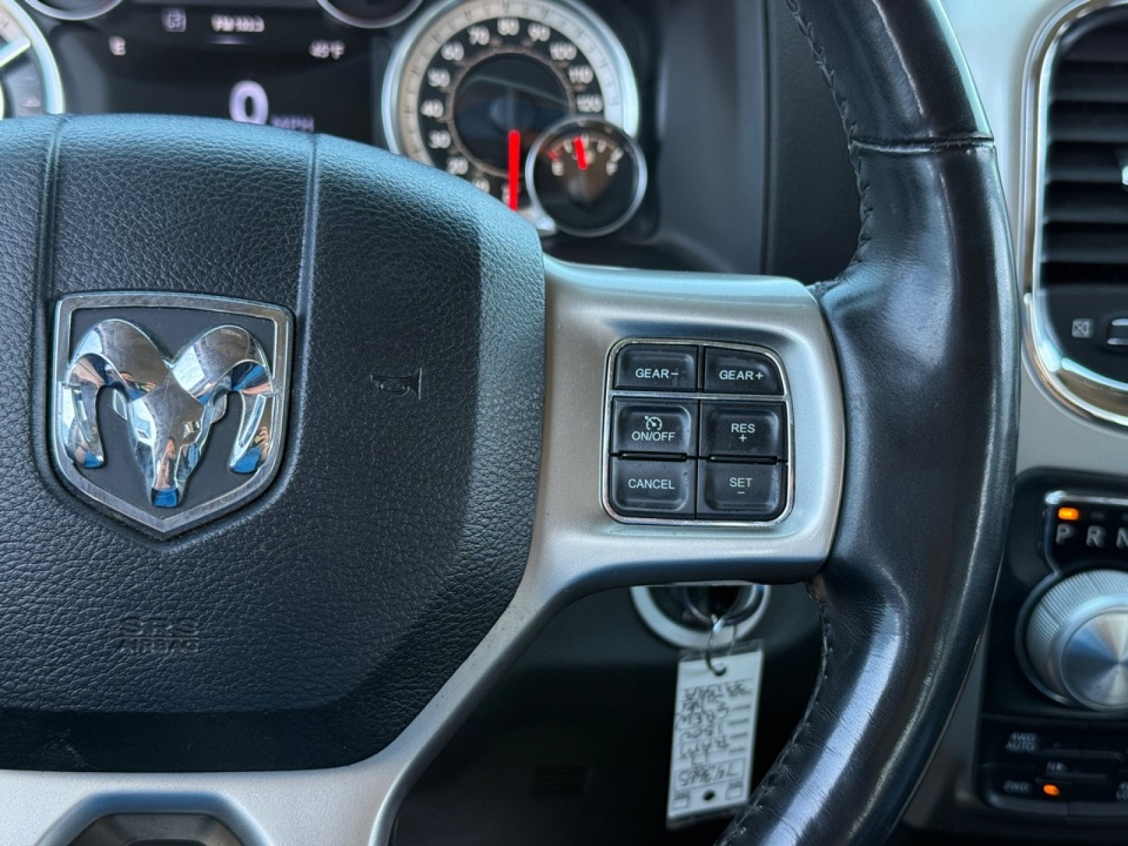 2017 Ram 1500 Laramie Crew Cab 4x4 5'7