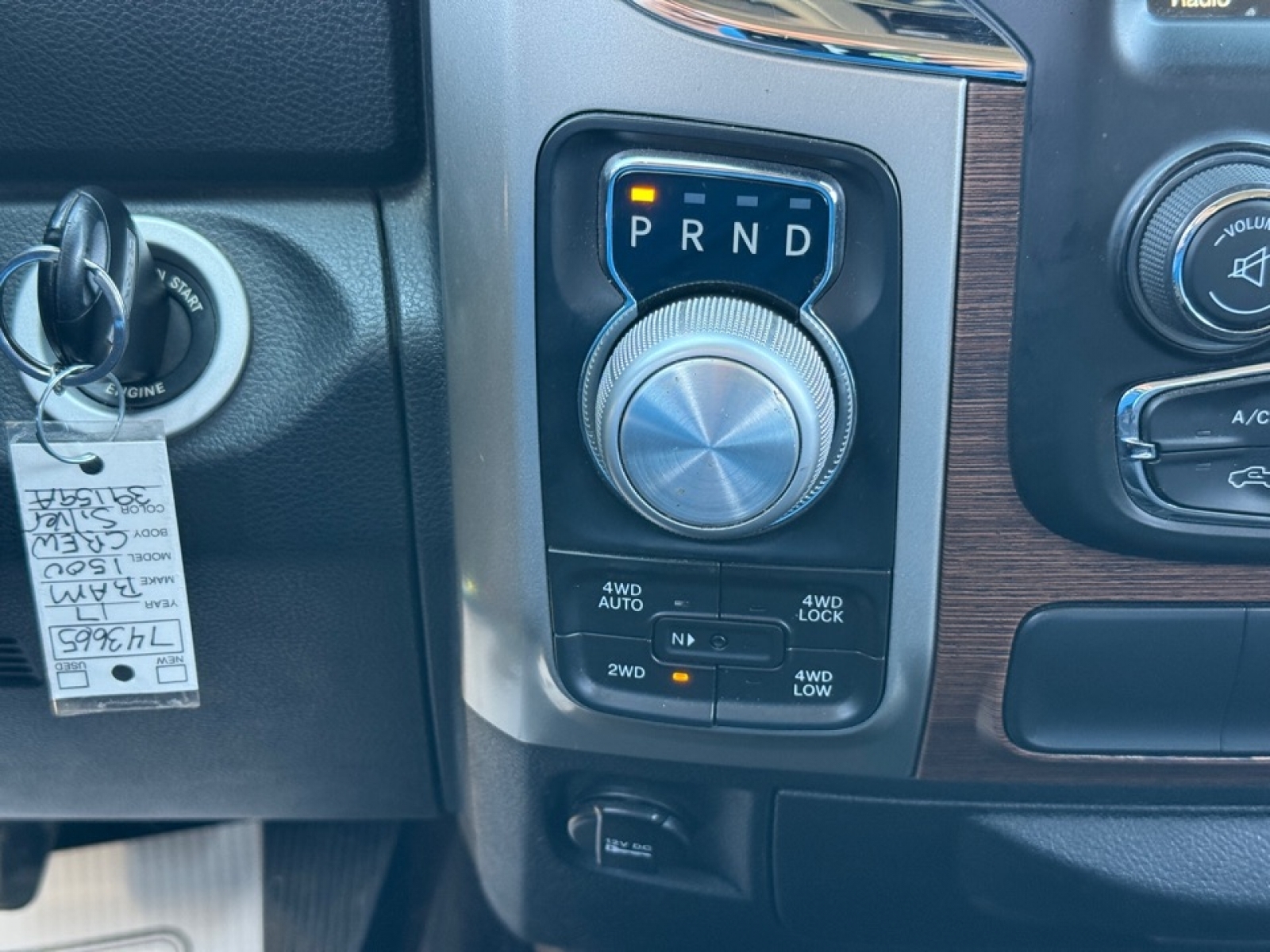 2017 Ram 1500 Laramie Crew Cab 4x4 5'7