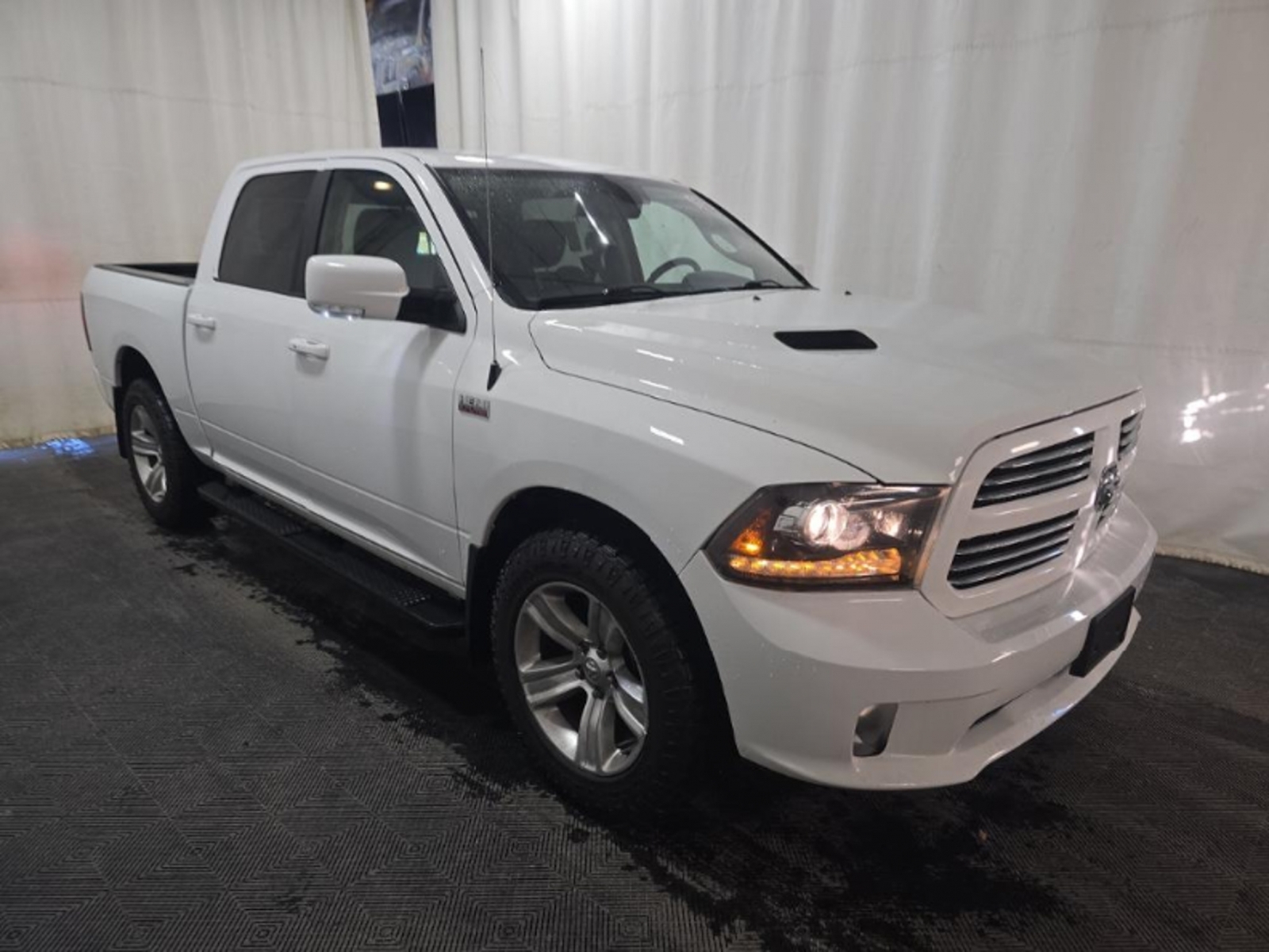 2017 Ram 1500 Sport, 39560, Photo