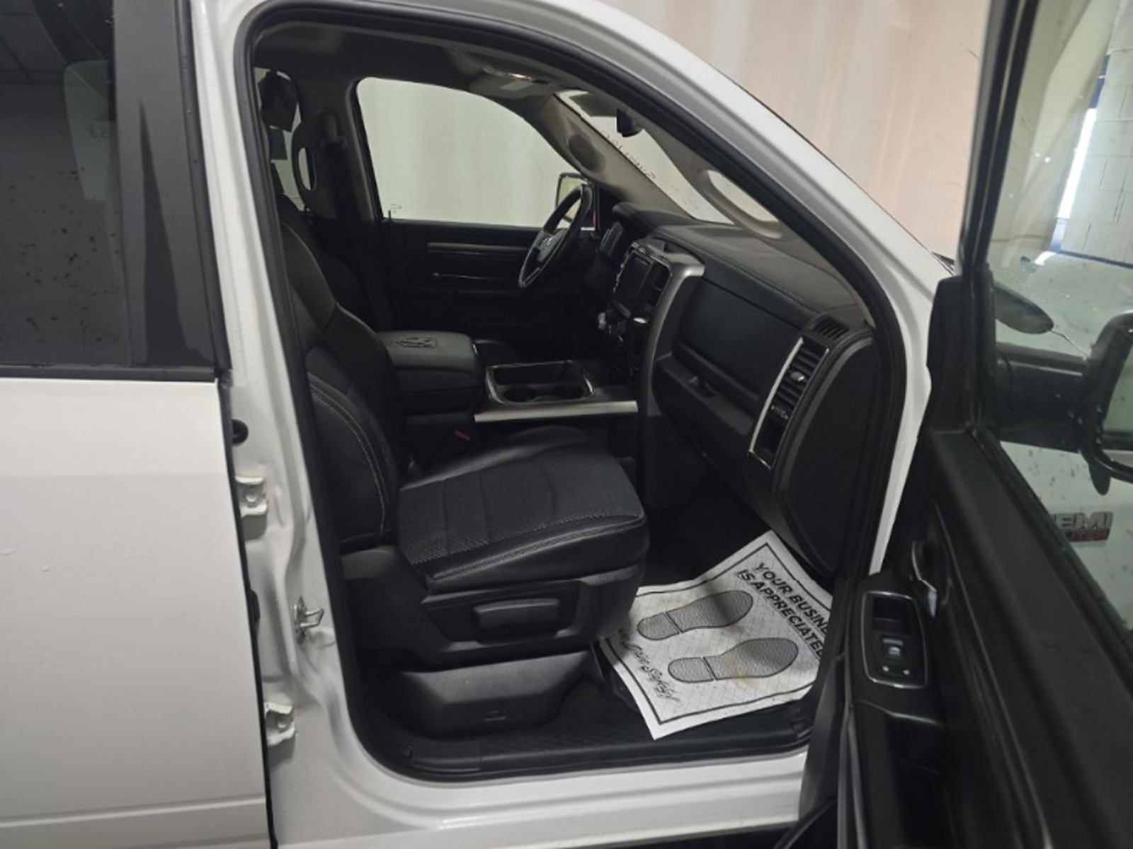 2017 Ram 1500 Sport, 39560, Photo