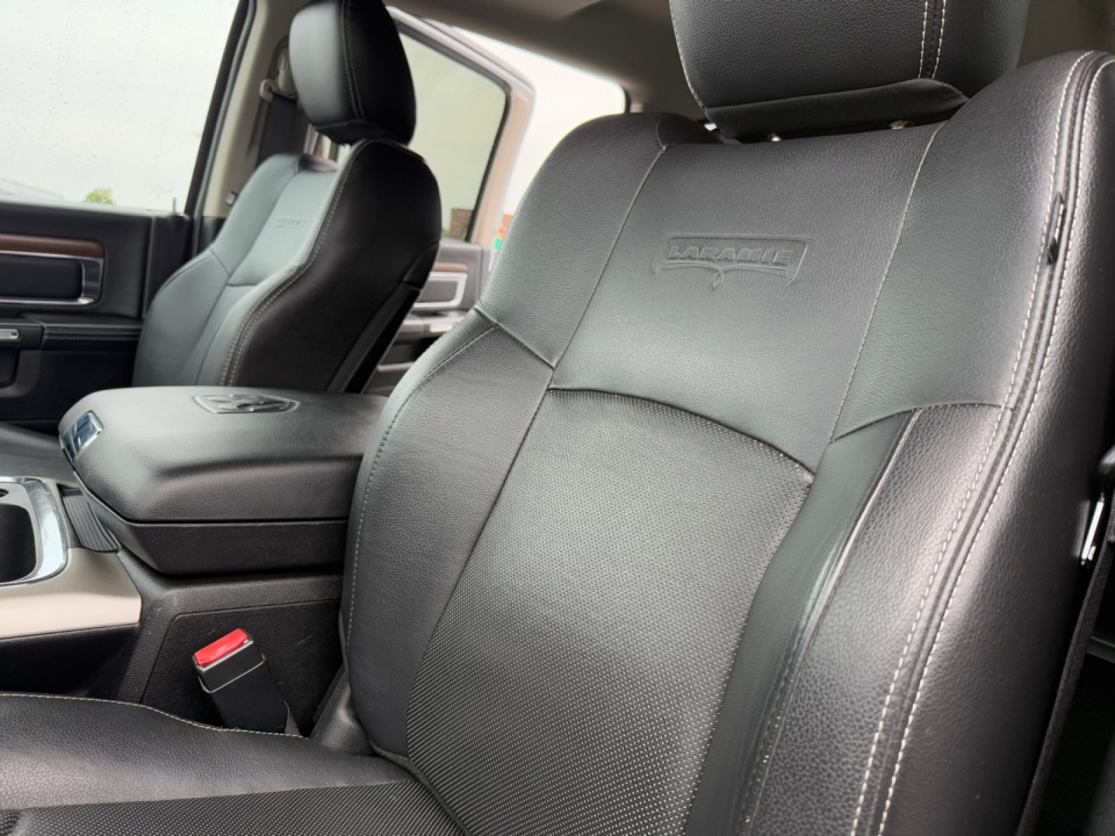 2017 Ram 2500 Laramie Crew Cab 4x4 6'4