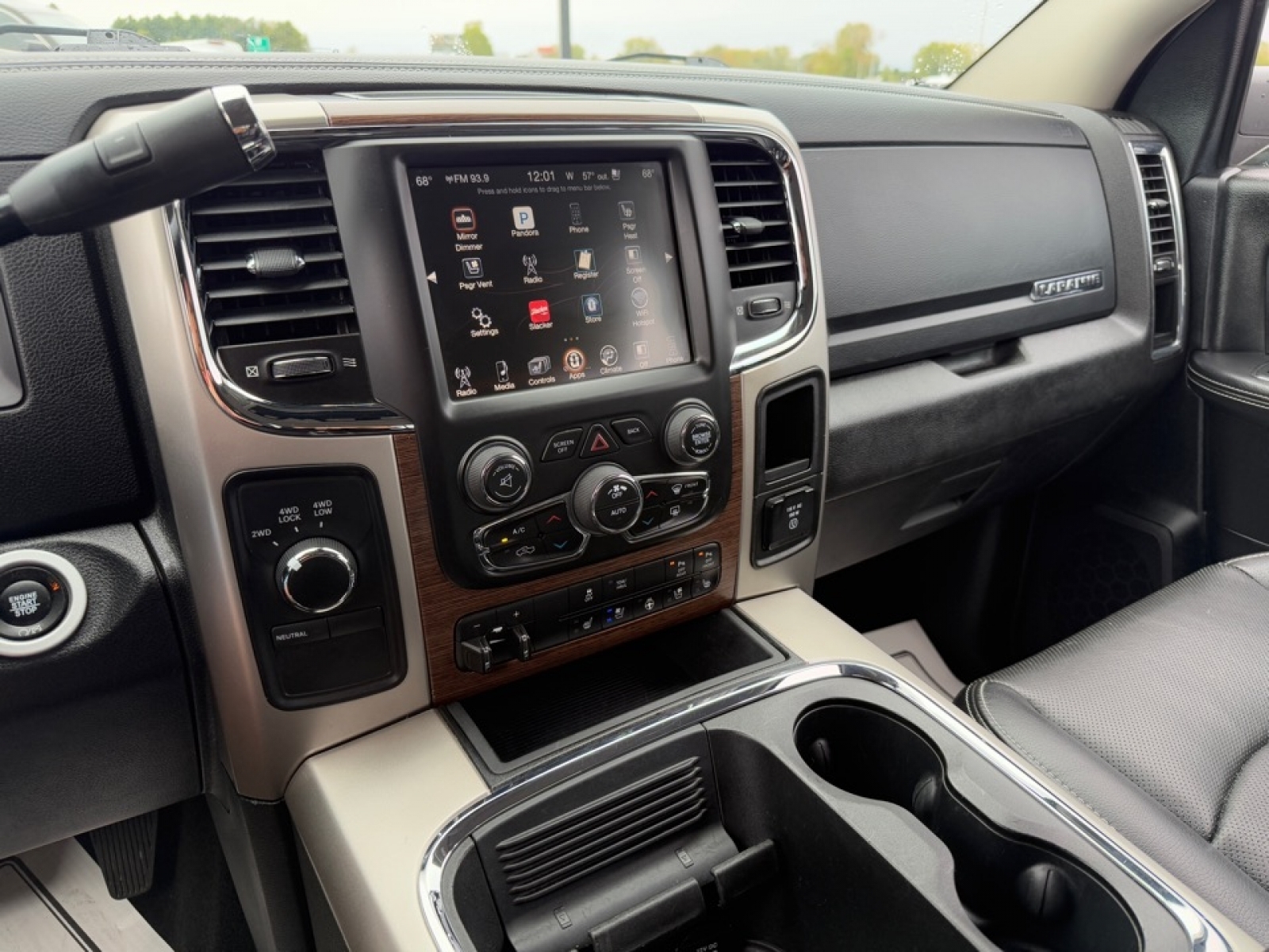 2017 Ram 2500 Laramie Crew Cab 4x4 6'4