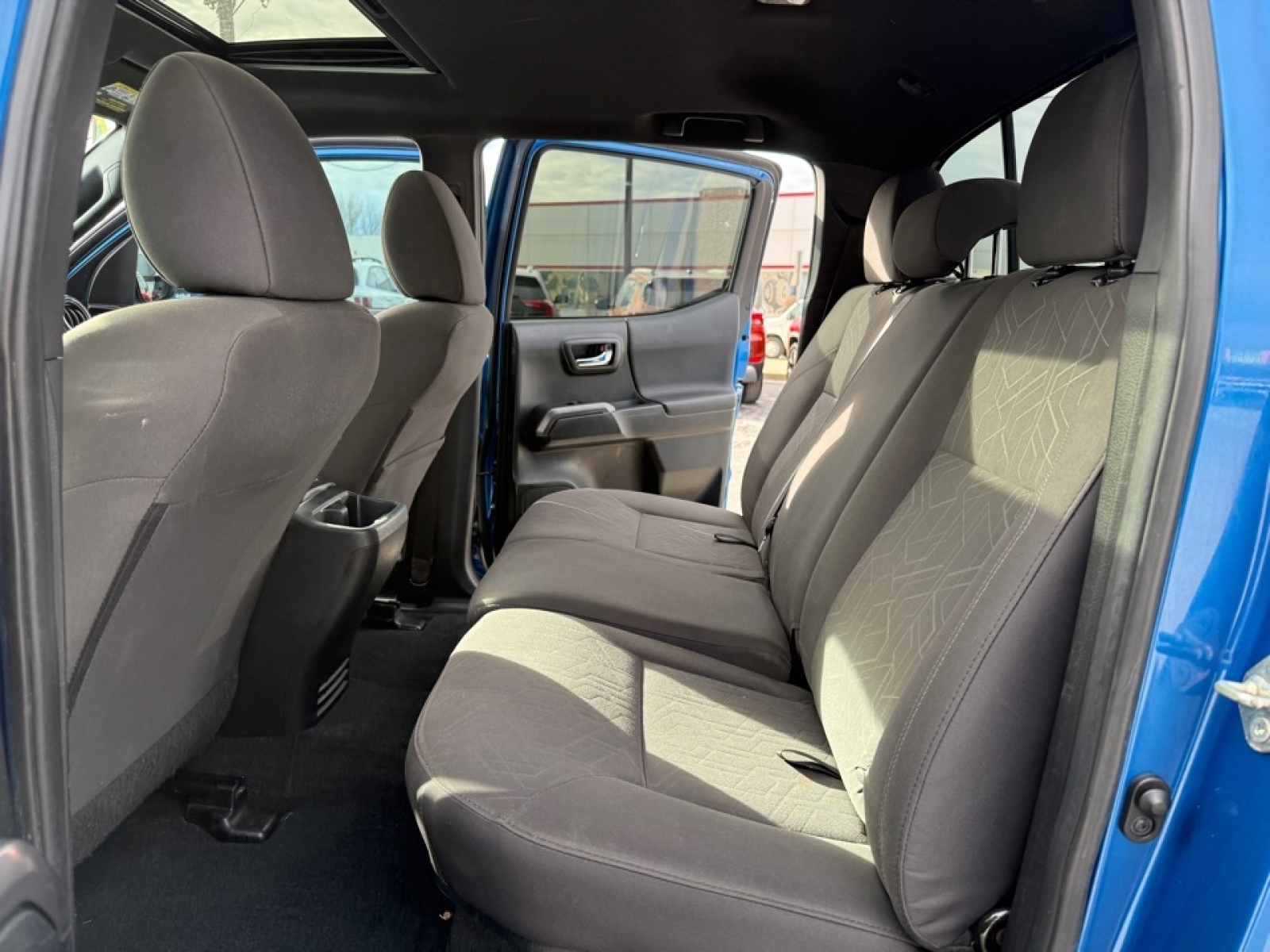 2017 Toyota Tacoma TRD Sport, 39287, Photo