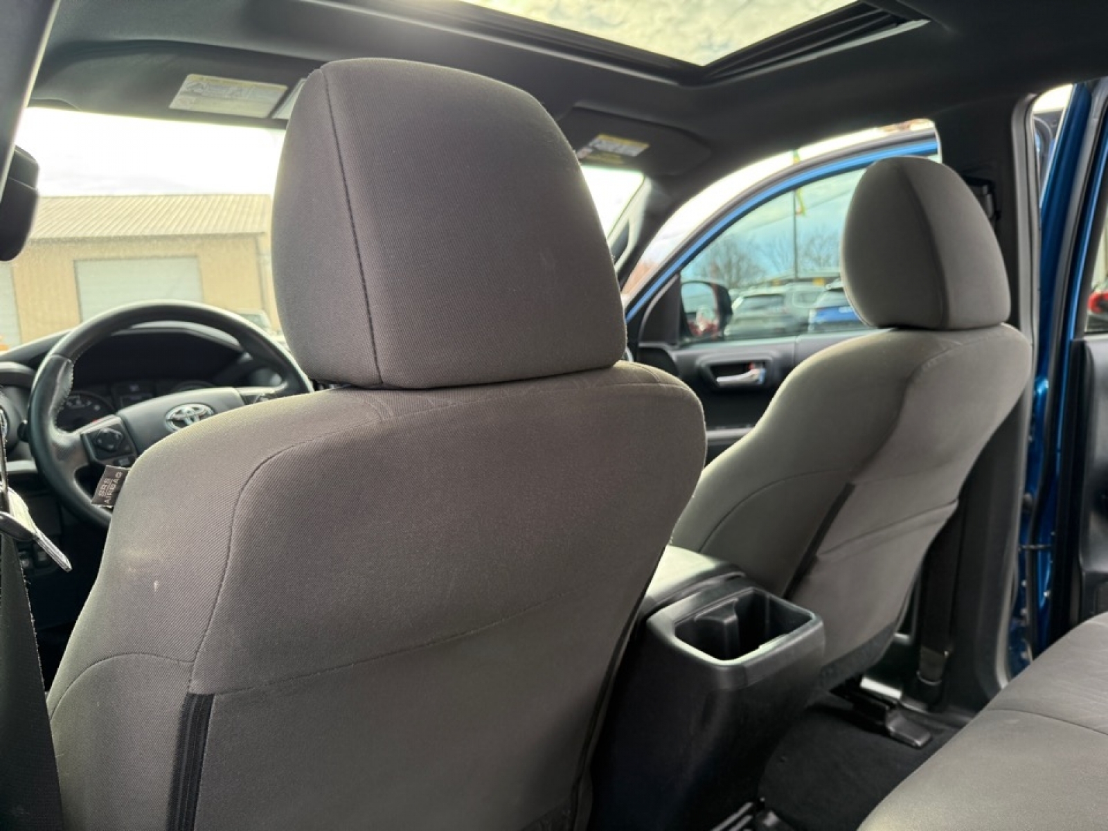 2017 Toyota Tacoma TRD Sport, 39287, Photo