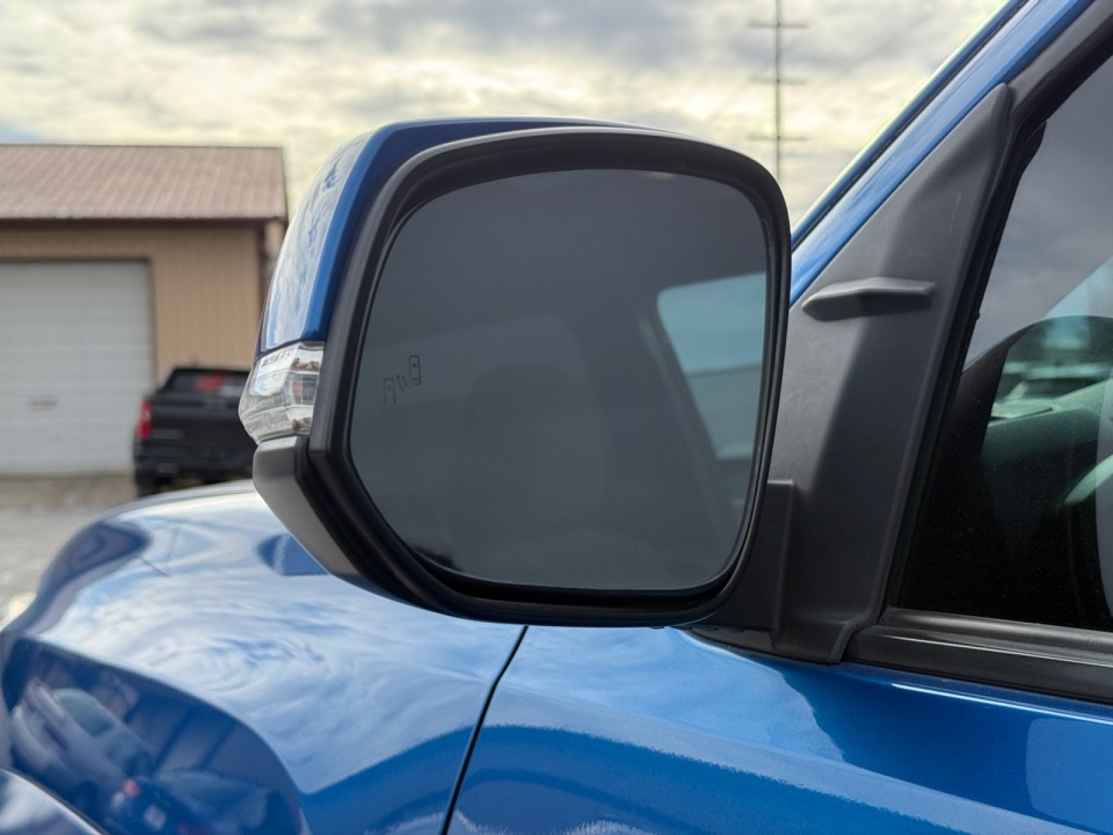 2017 Toyota Tacoma TRD Sport, 39287, Photo