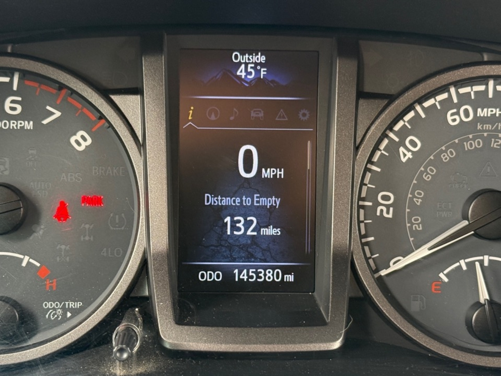 2017 Toyota Tacoma TRD Sport, 39287, Photo