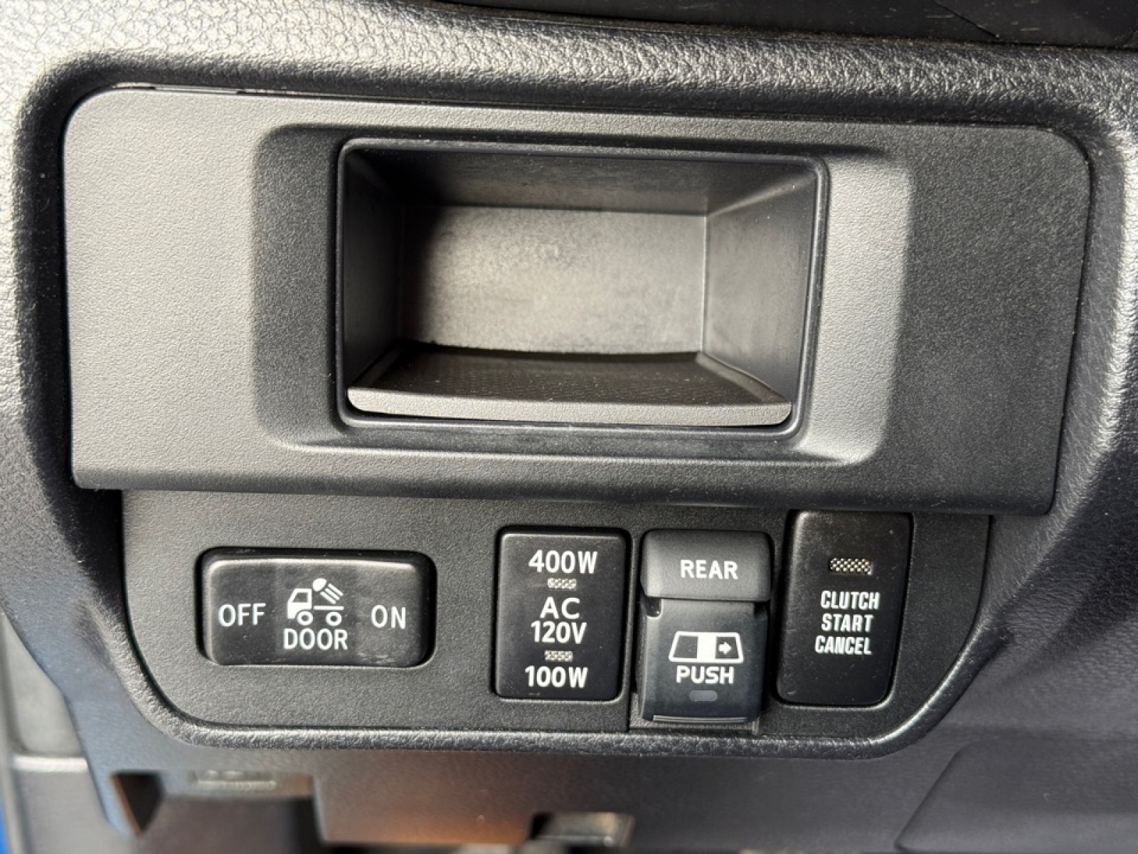 2017 Toyota Tacoma TRD Sport, 39287, Photo