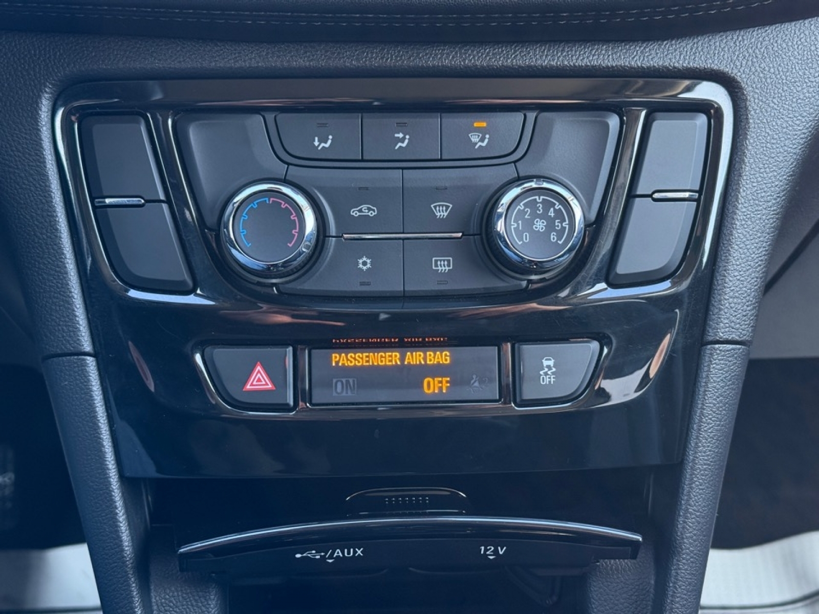 2018 Buick Encore Preferred, 39334, Photo