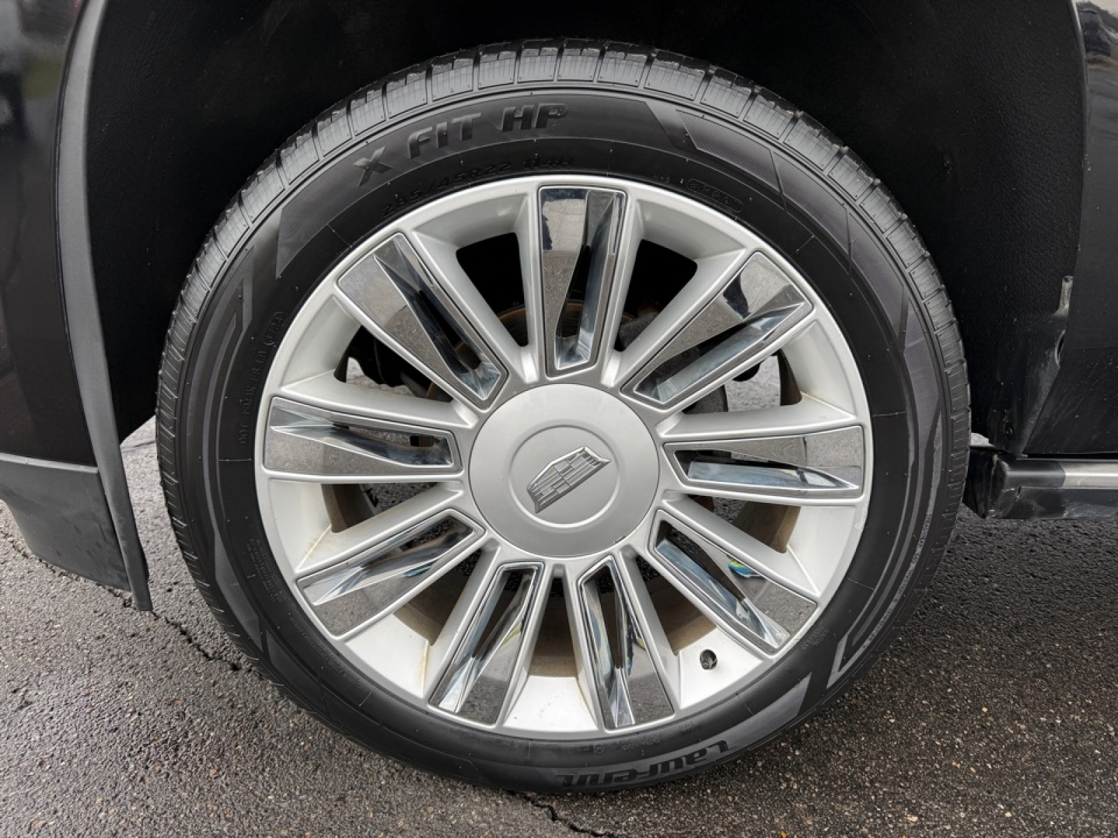 2018 Cadillac Escalade Platinum, 39137, Photo