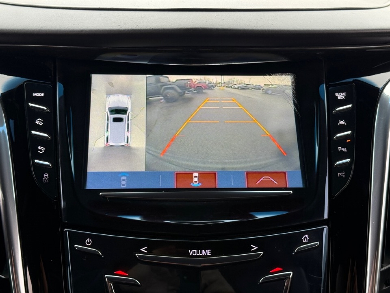 2018 Cadillac Escalade Platinum, 39137, Photo