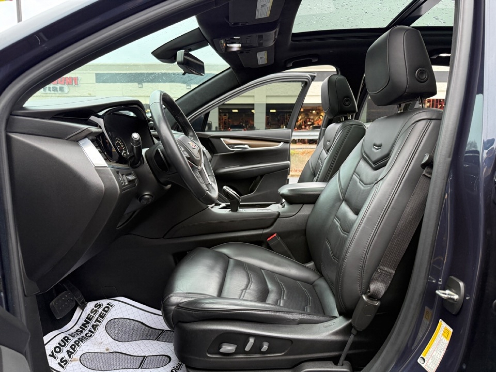 2018 Cadillac XT5 Platinum, 39218, Photo