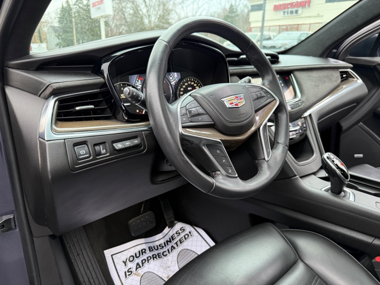 2018 Cadillac XT5 Platinum, 39218, Photo