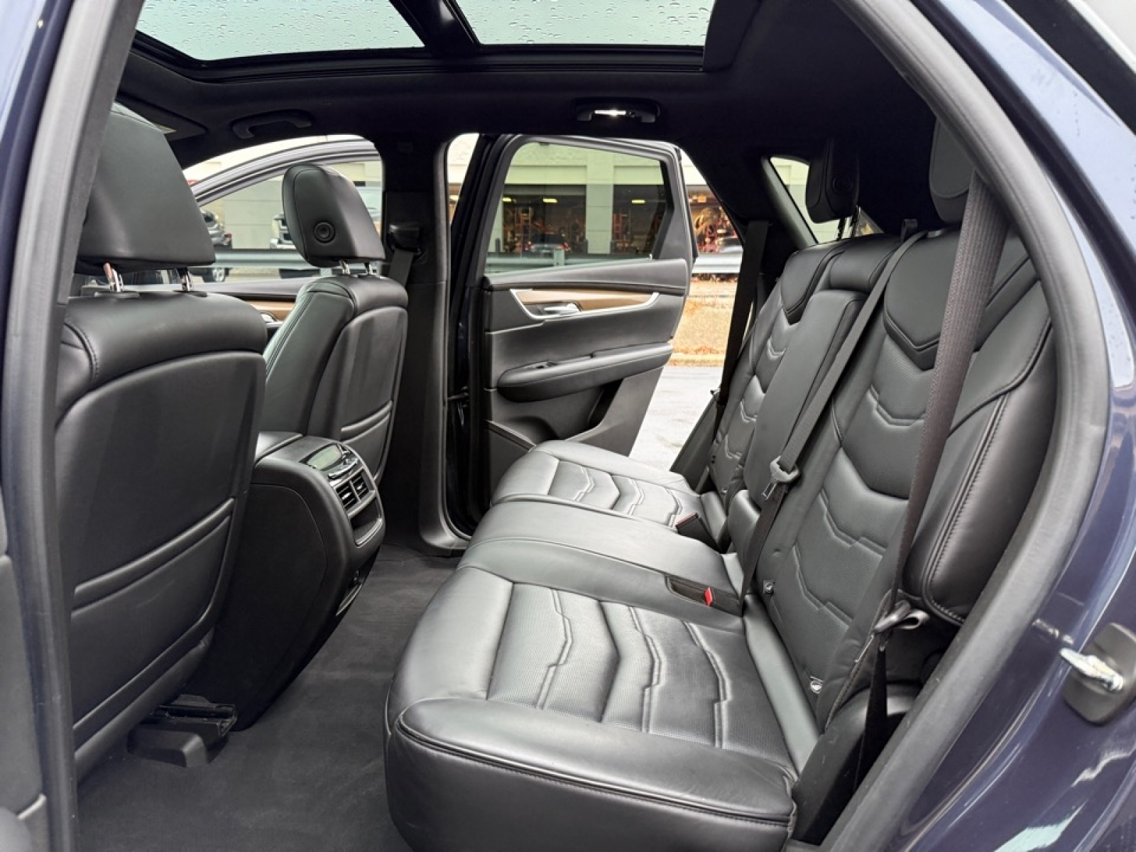 2018 Cadillac XT5 Platinum, 39218, Photo