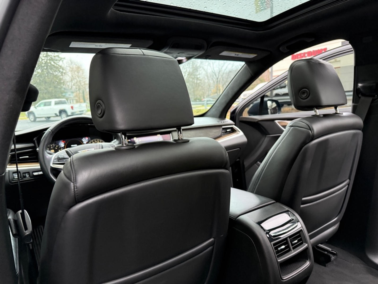 2018 Cadillac XT5 Platinum, 39218, Photo