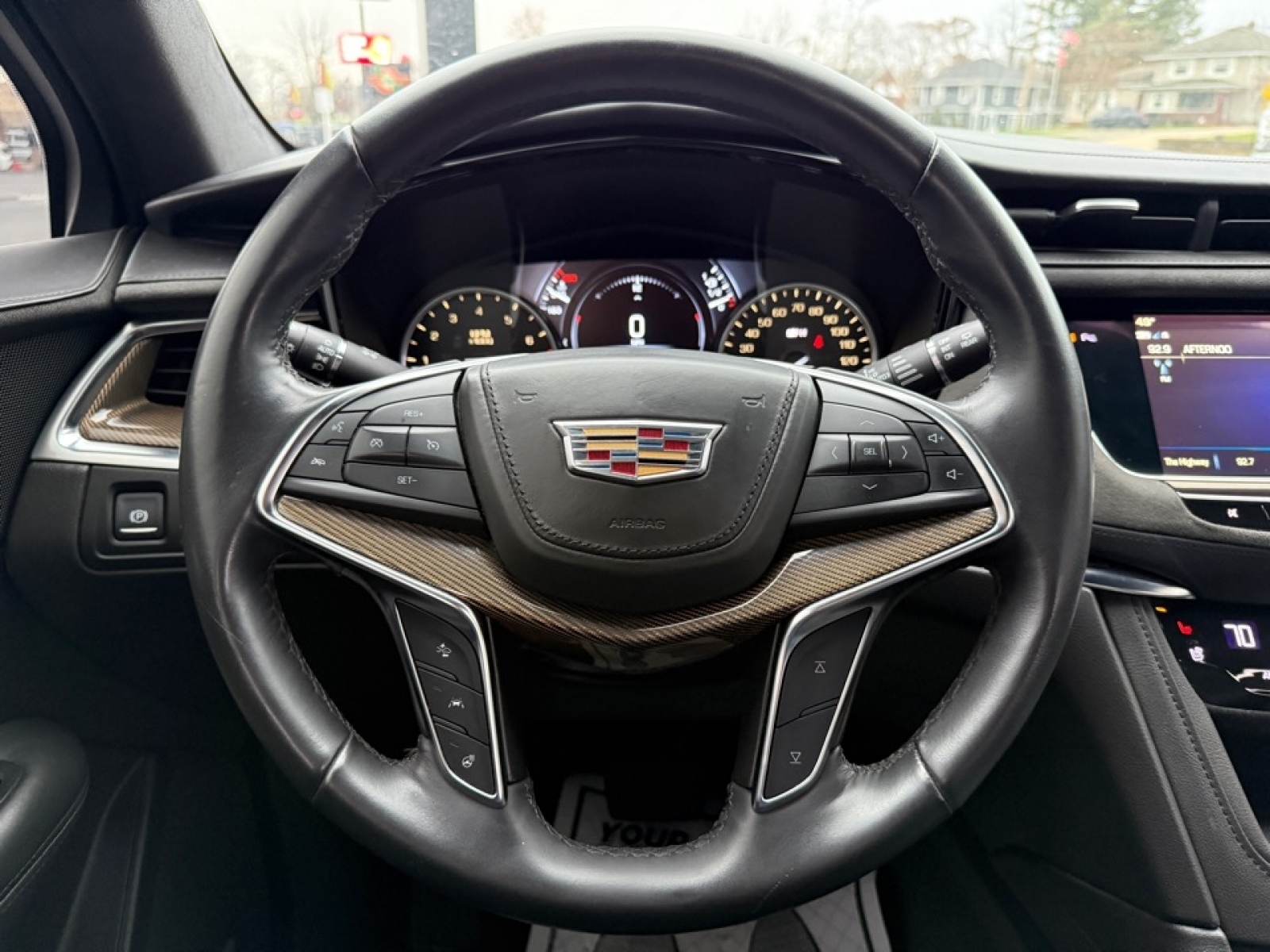 2018 Cadillac XT5 Platinum, 39218, Photo