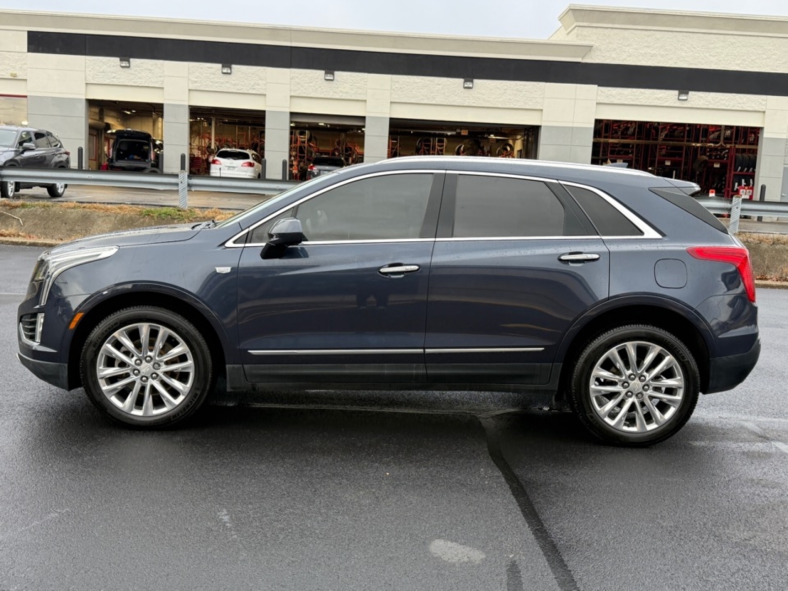 2018 Cadillac XT5 Platinum, 39218, Photo