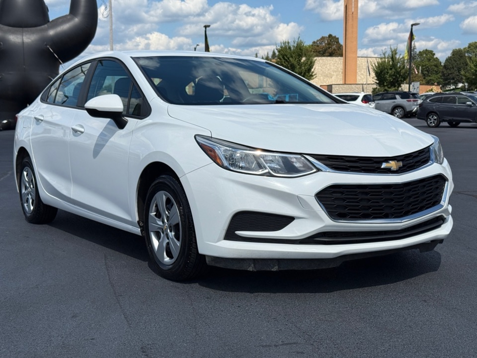 2018 Chevrolet Cruze L photo 2