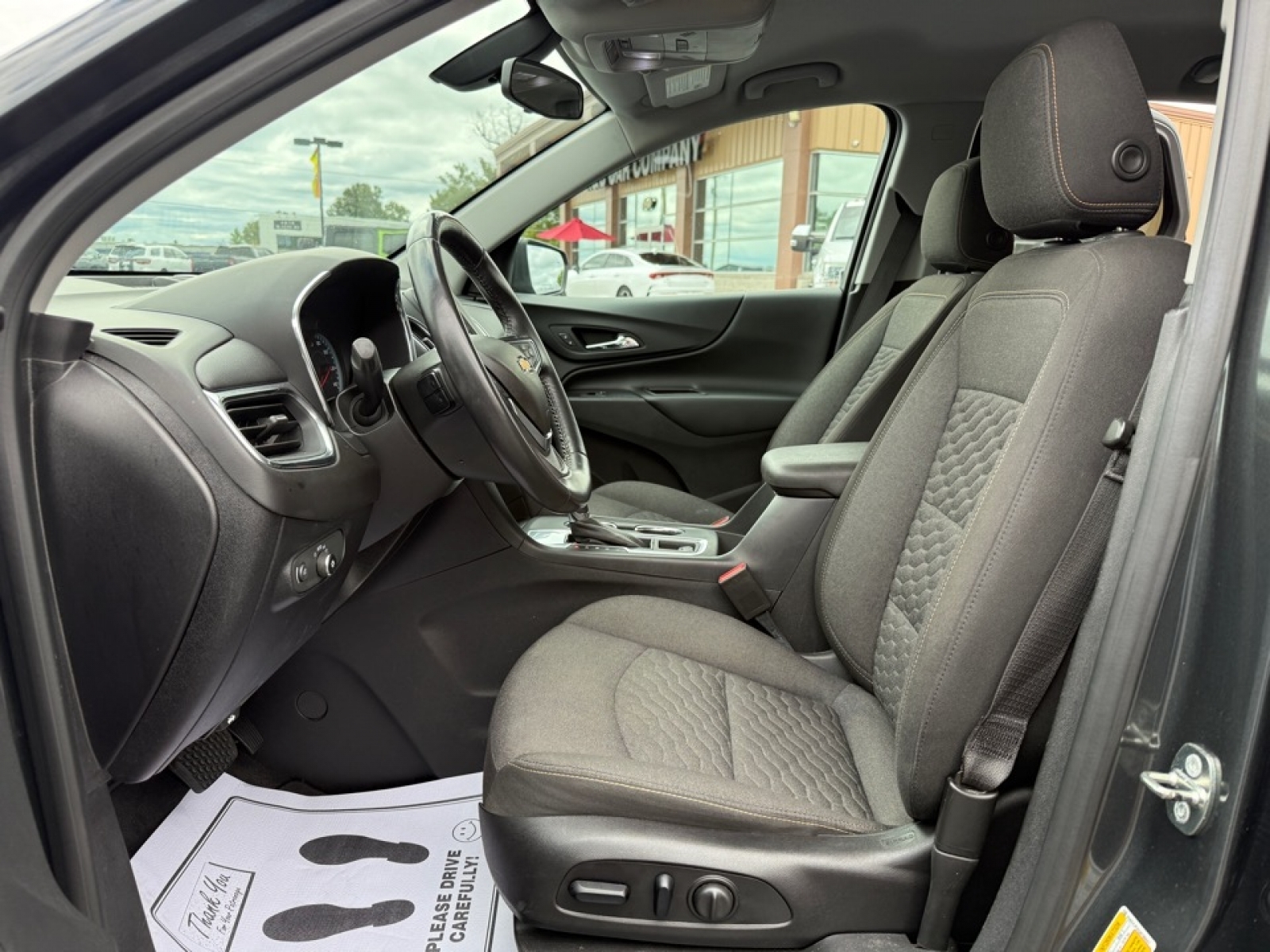 2018 Chevrolet Equinox LT, 38830, Photo