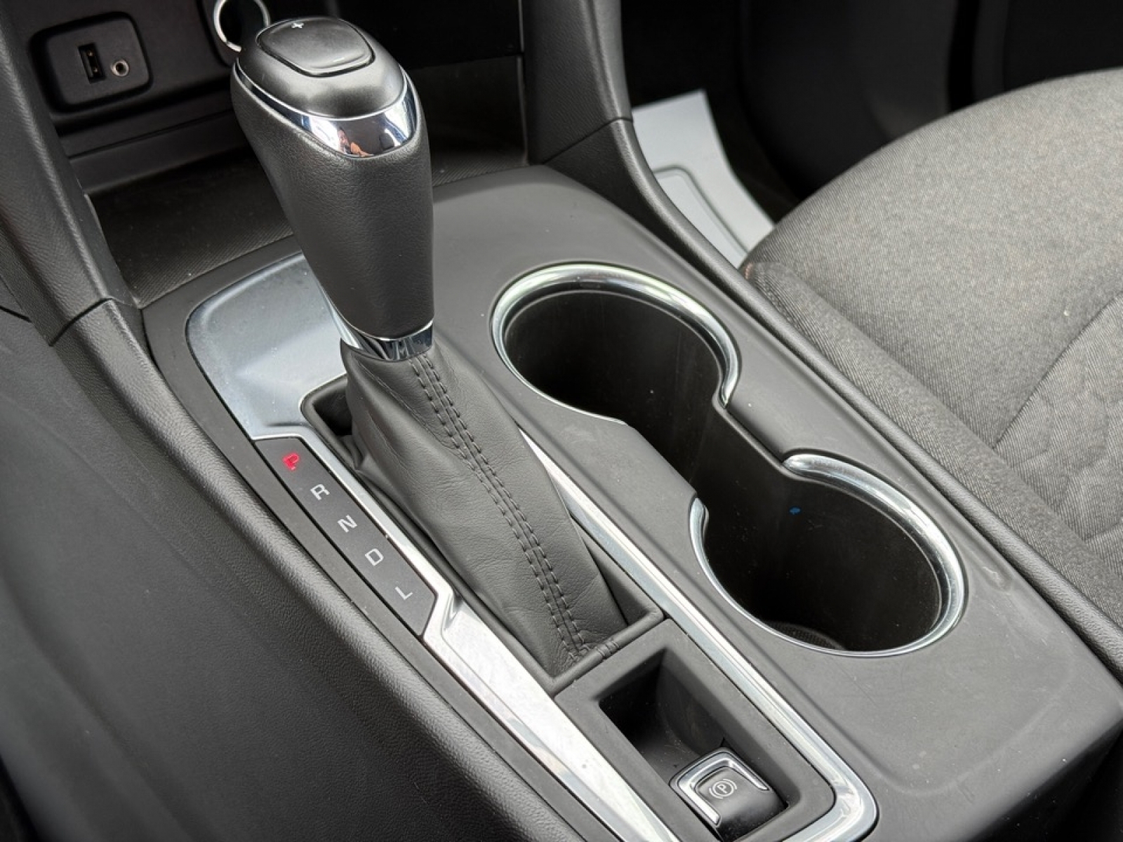 2018 Chevrolet Equinox LT, 38830, Photo