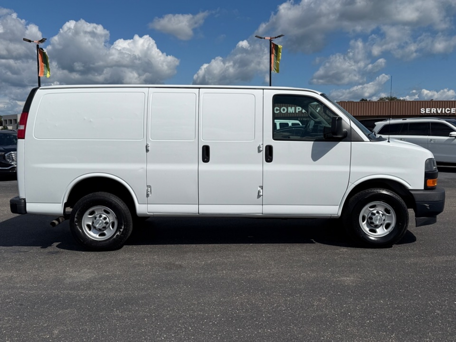 2018 Chevrolet Express 2500 Work Van, 38741, Photo