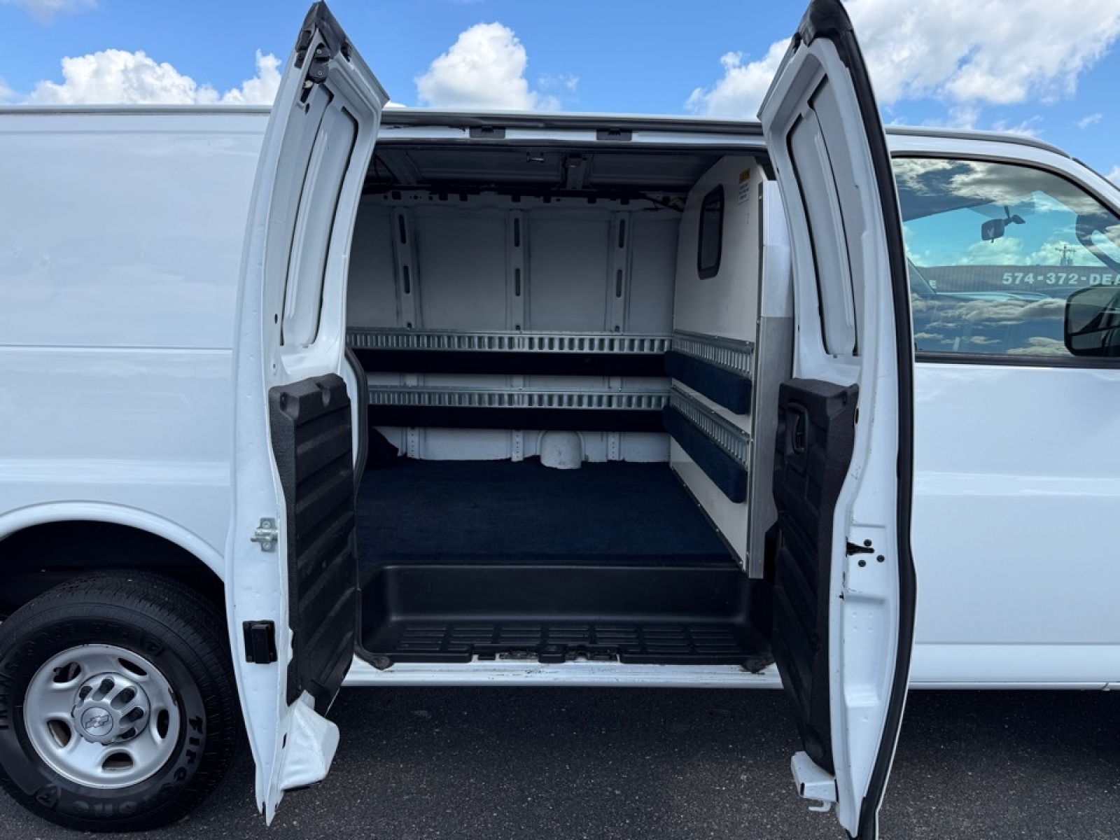 2018 Chevrolet Express 2500 Work Van, 38741, Photo