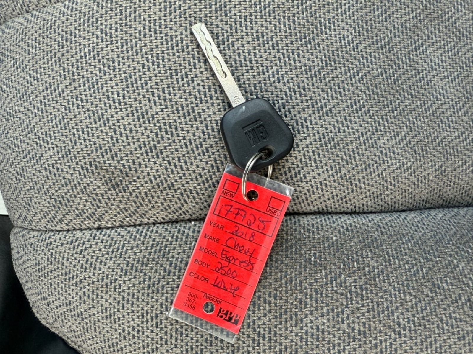 2018 Chevrolet Express 2500 Work Van, 38741, Photo