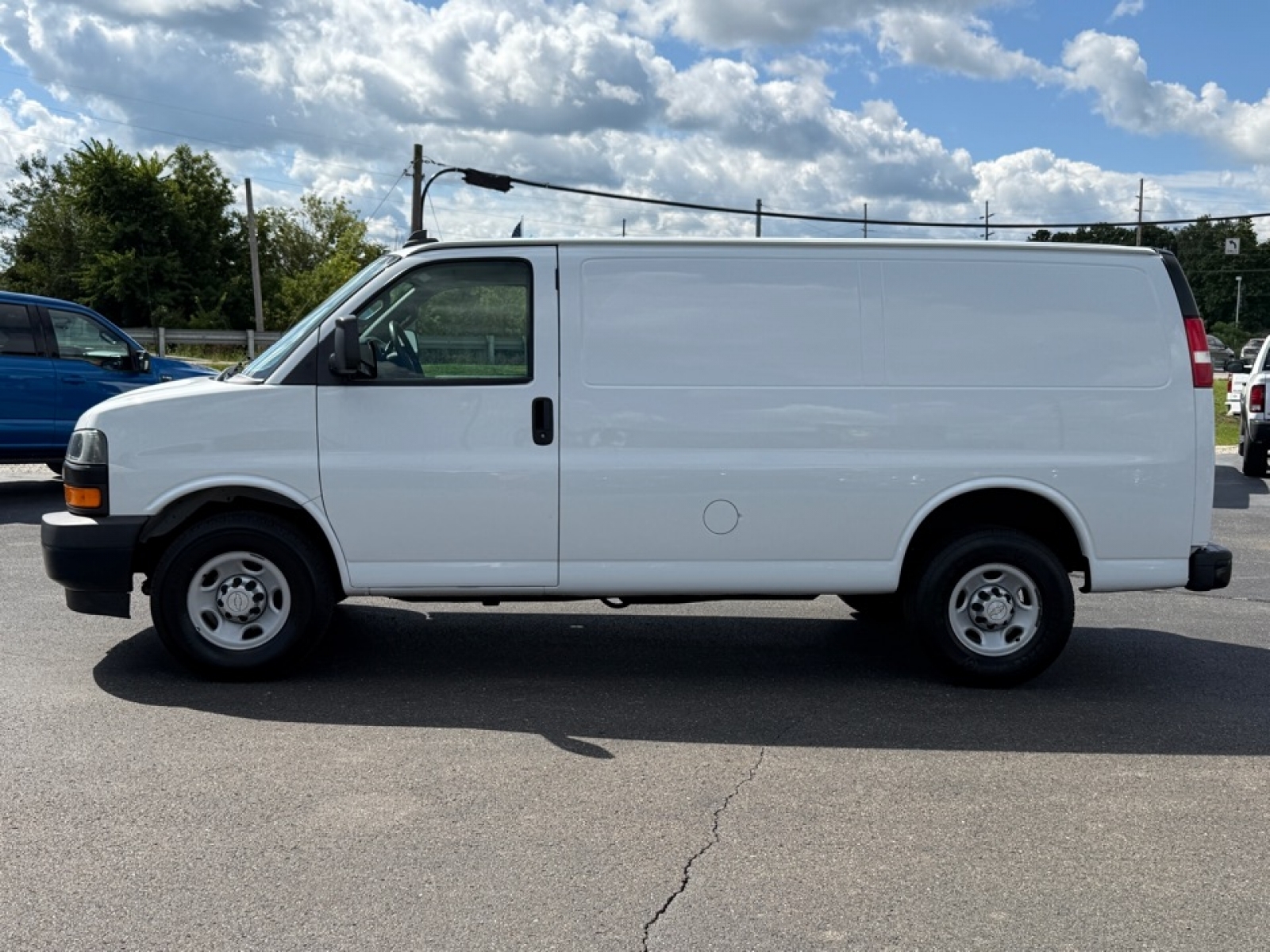 2018 Chevrolet Express 2500 Work Van, 38741, Photo