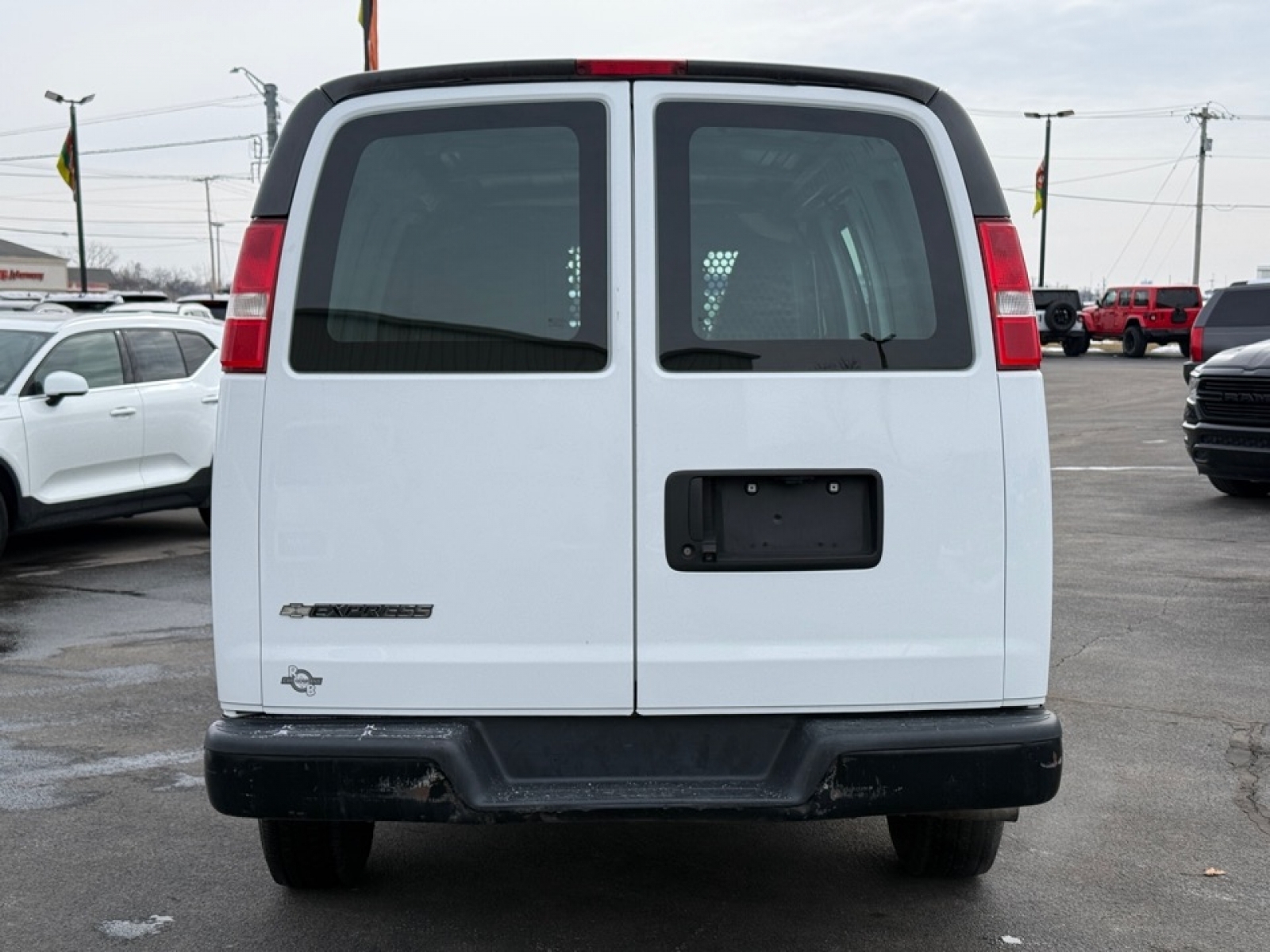 2018 Chevrolet Express 2500 Work Van, 39355, Photo